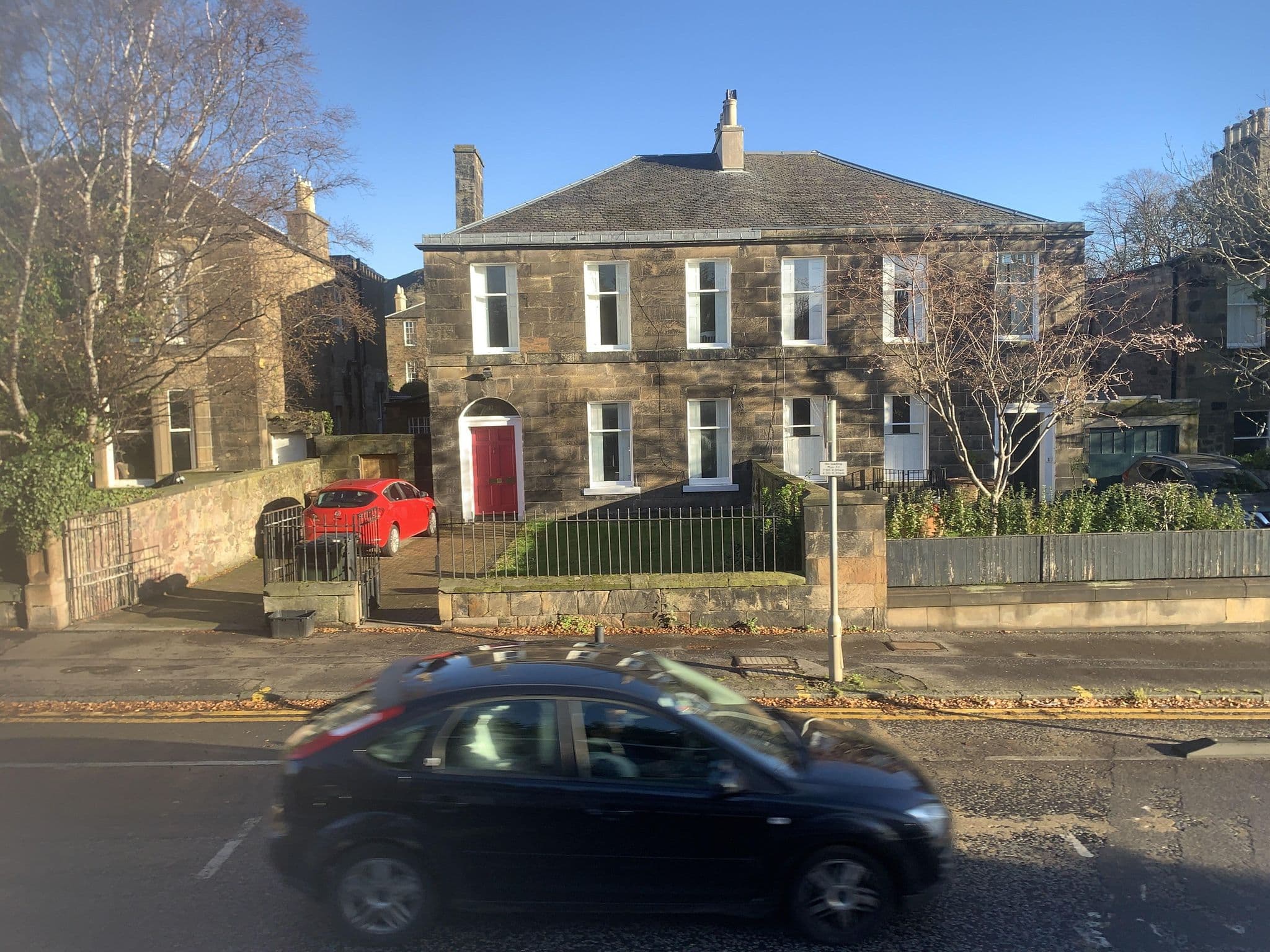 Street view near Bellevue, Edinburgh