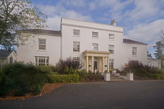 Fishmore Hall (via Wikimedia Commons, CC BY-SA 2.0)