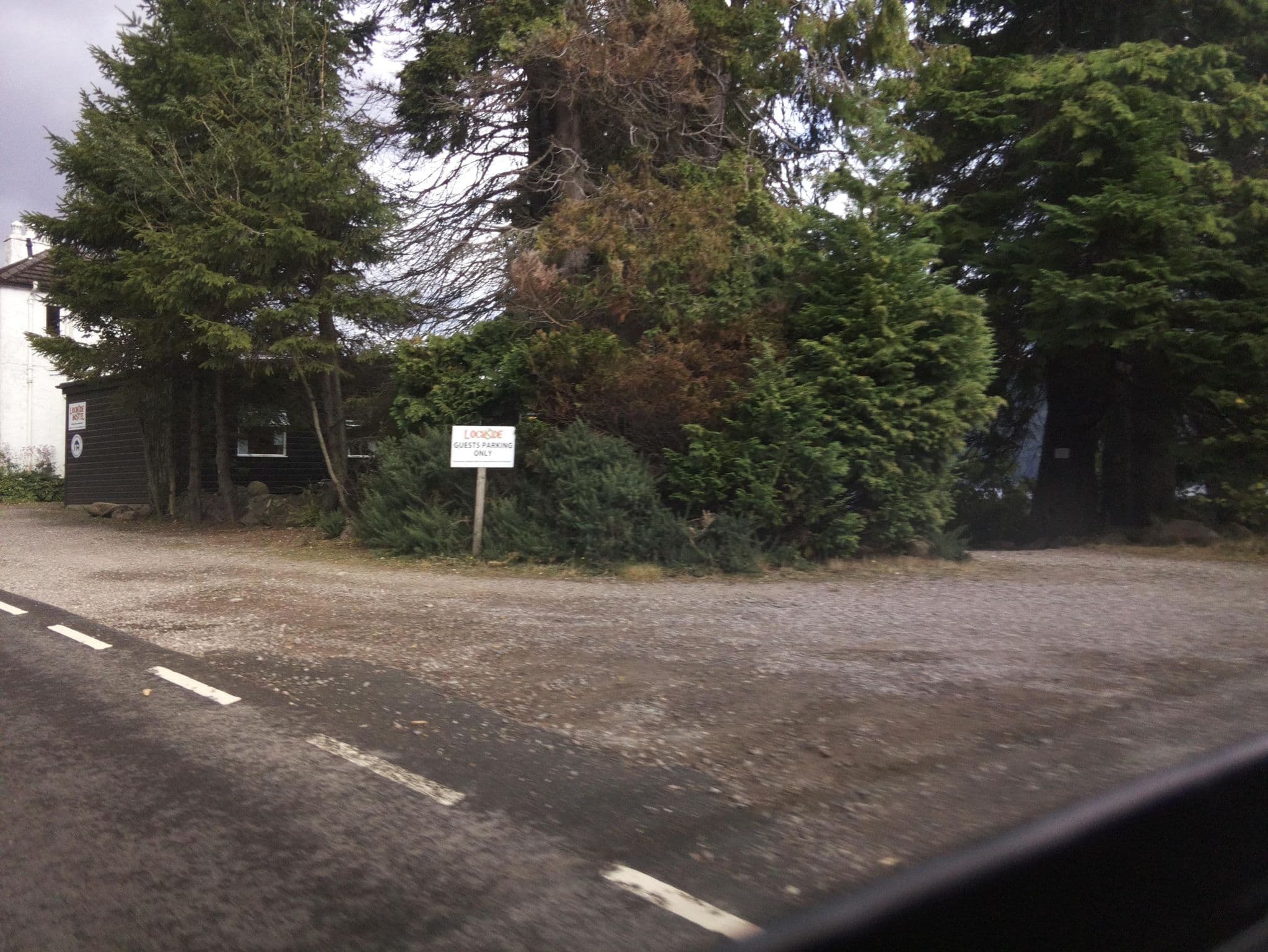 Street view near The Lochside Hostel, Drumnadrochit — © southglos (CC BY-SA · Mapillary)