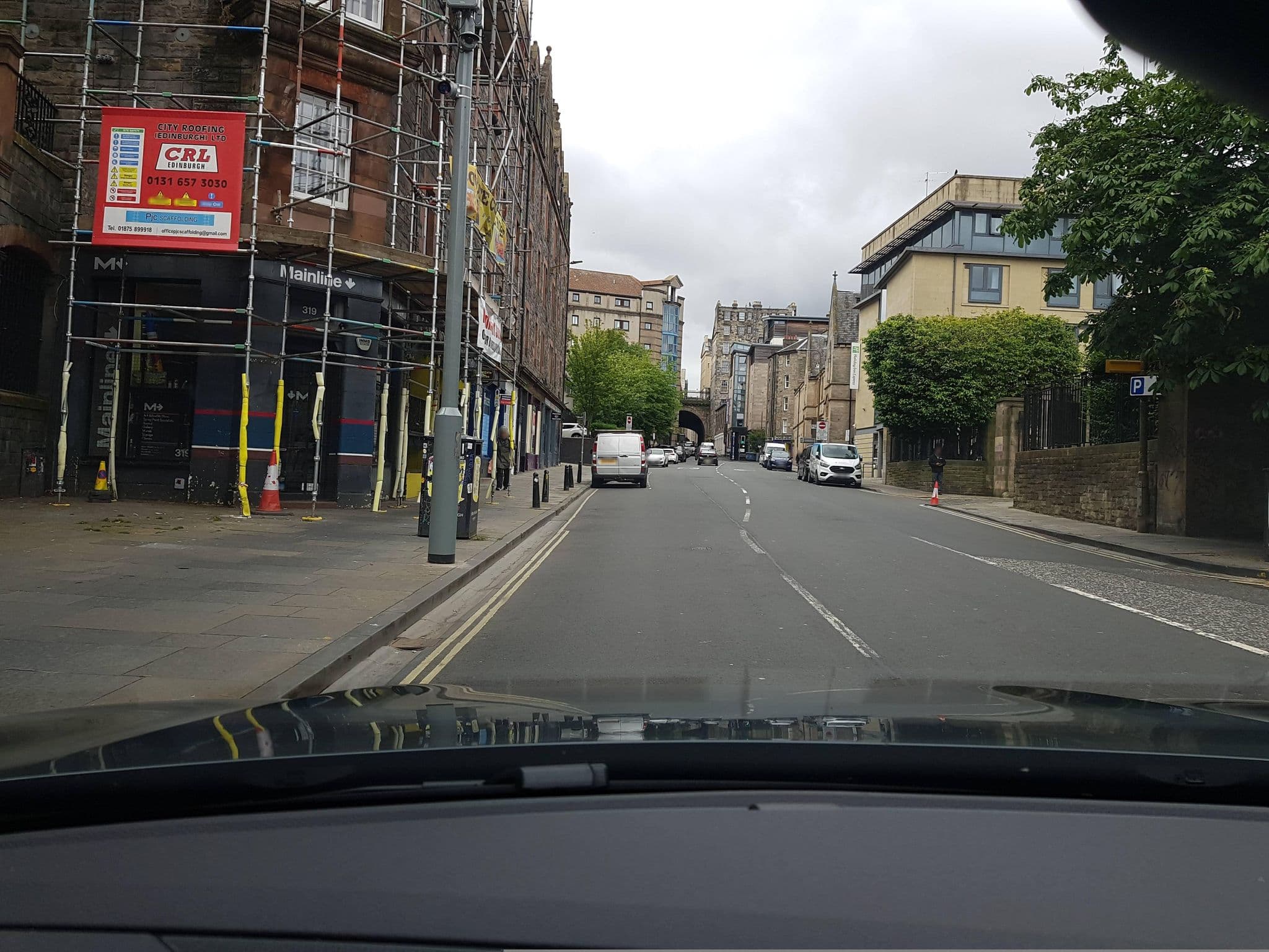 Street view near The Salvation Army Life House, Edinburgh