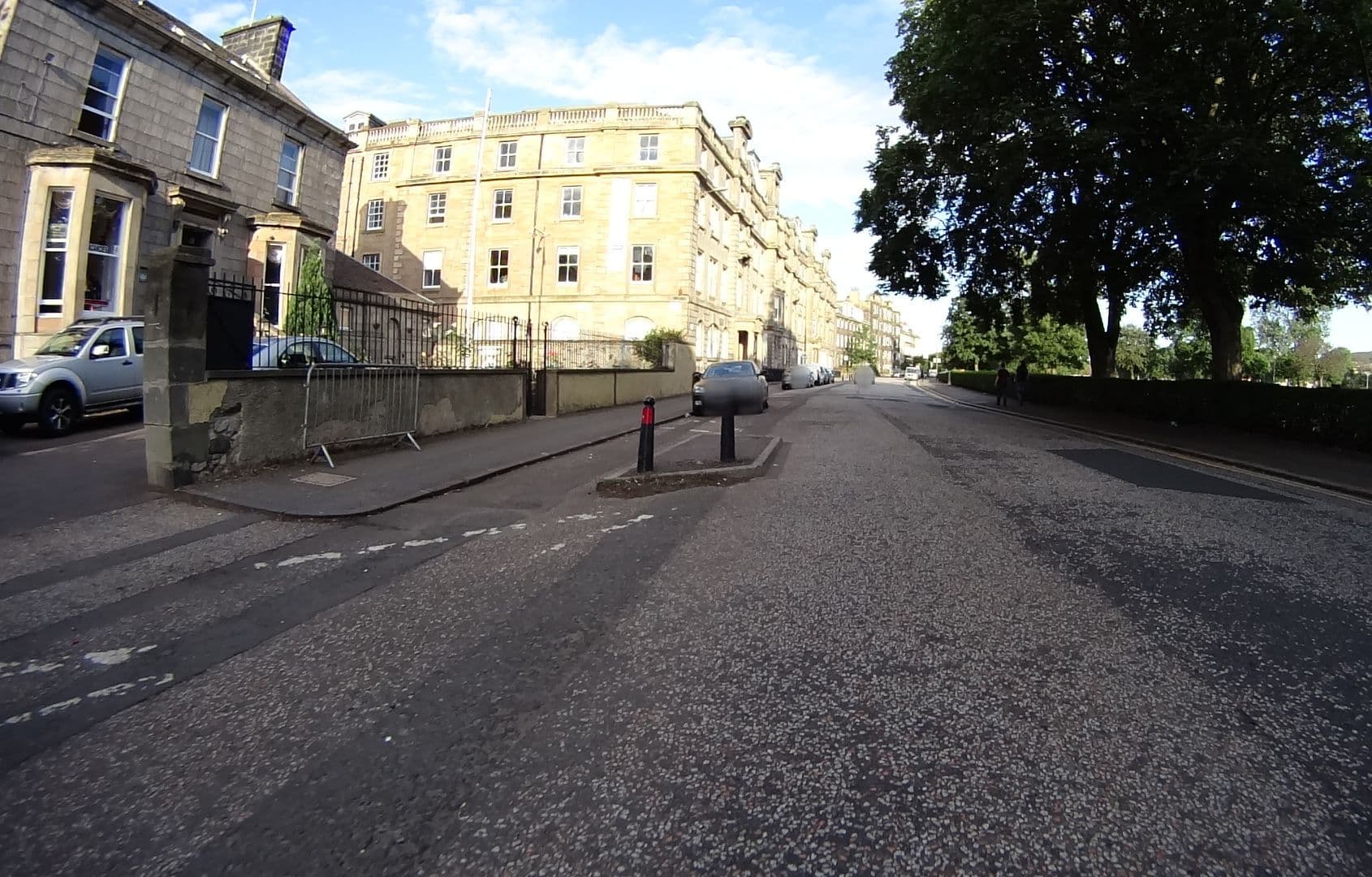 Street view near Abbot's House Hotel, Edinburgh