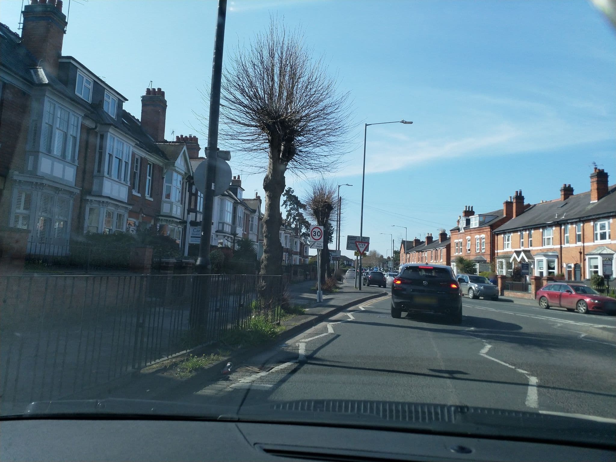 Street view near Linhill, Stratford-upon-Avon — © laye (CC BY-SA · Mapillary)