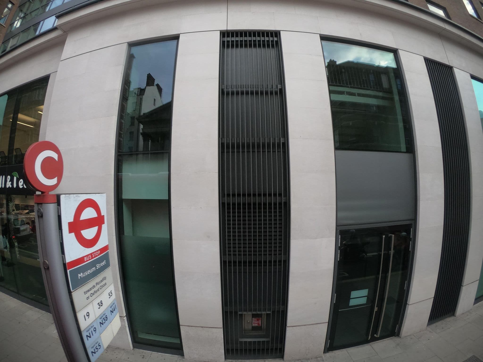 Street view near Thistle Holborn, The Kingsley, Holborn — © richlv (CC BY-SA · Mapillary)