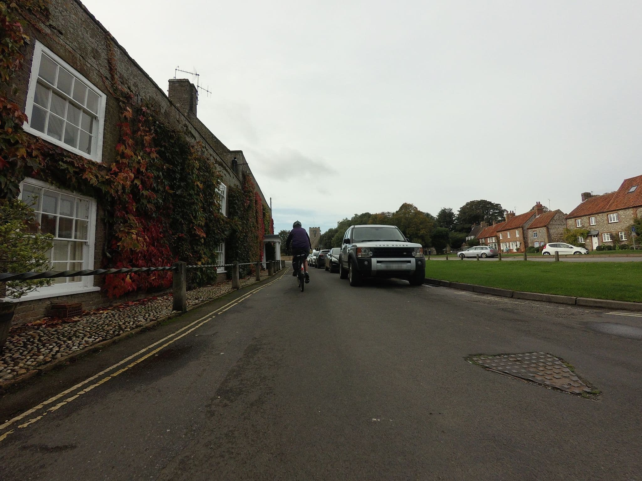 Street view near The Hoste, Wells-next-the-Sea — © tallguy (CC BY-SA · Mapillary)