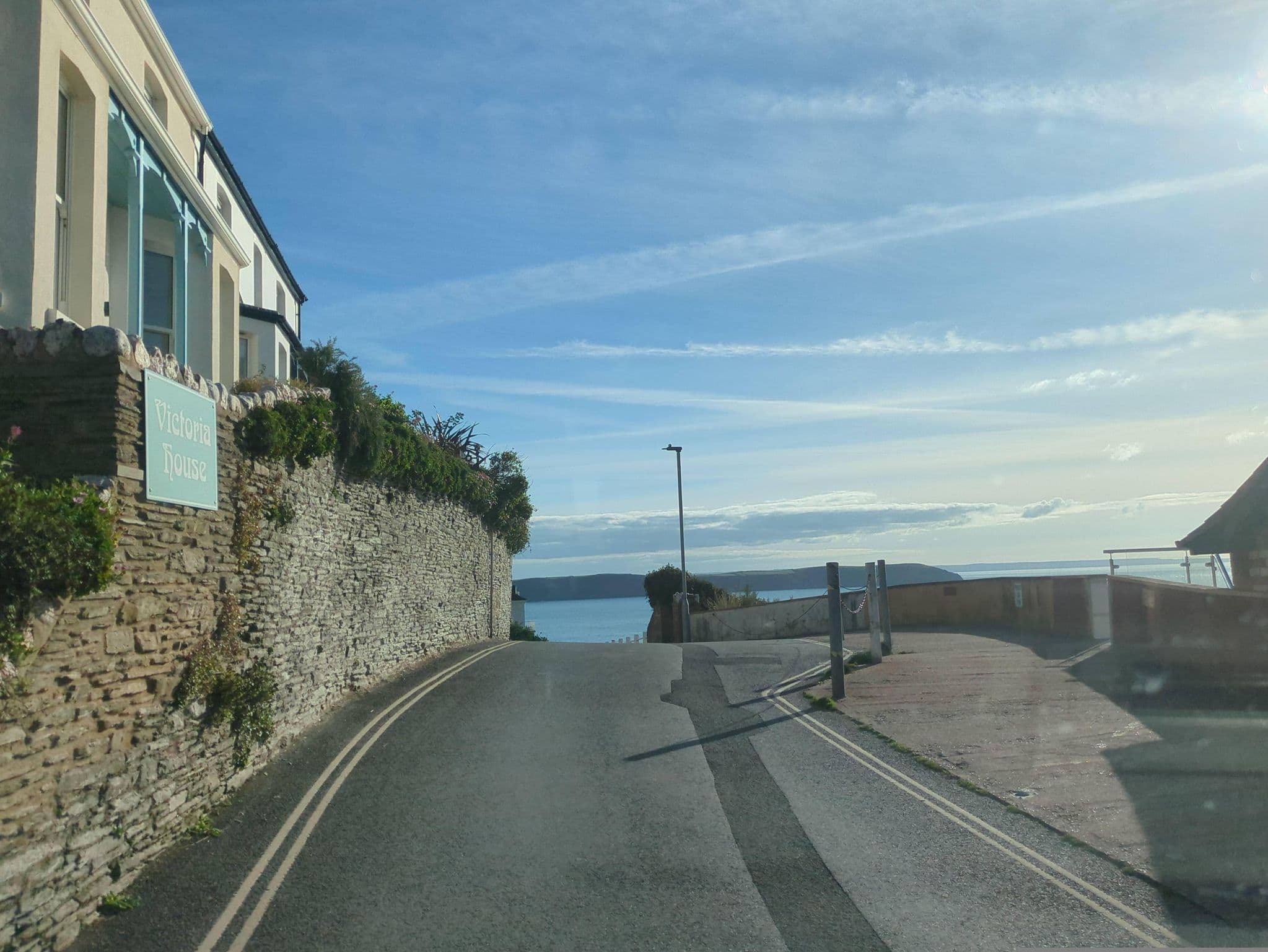 Street view near Victoria House, Ilfracombe — © swinetown (CC BY-SA · Mapillary)