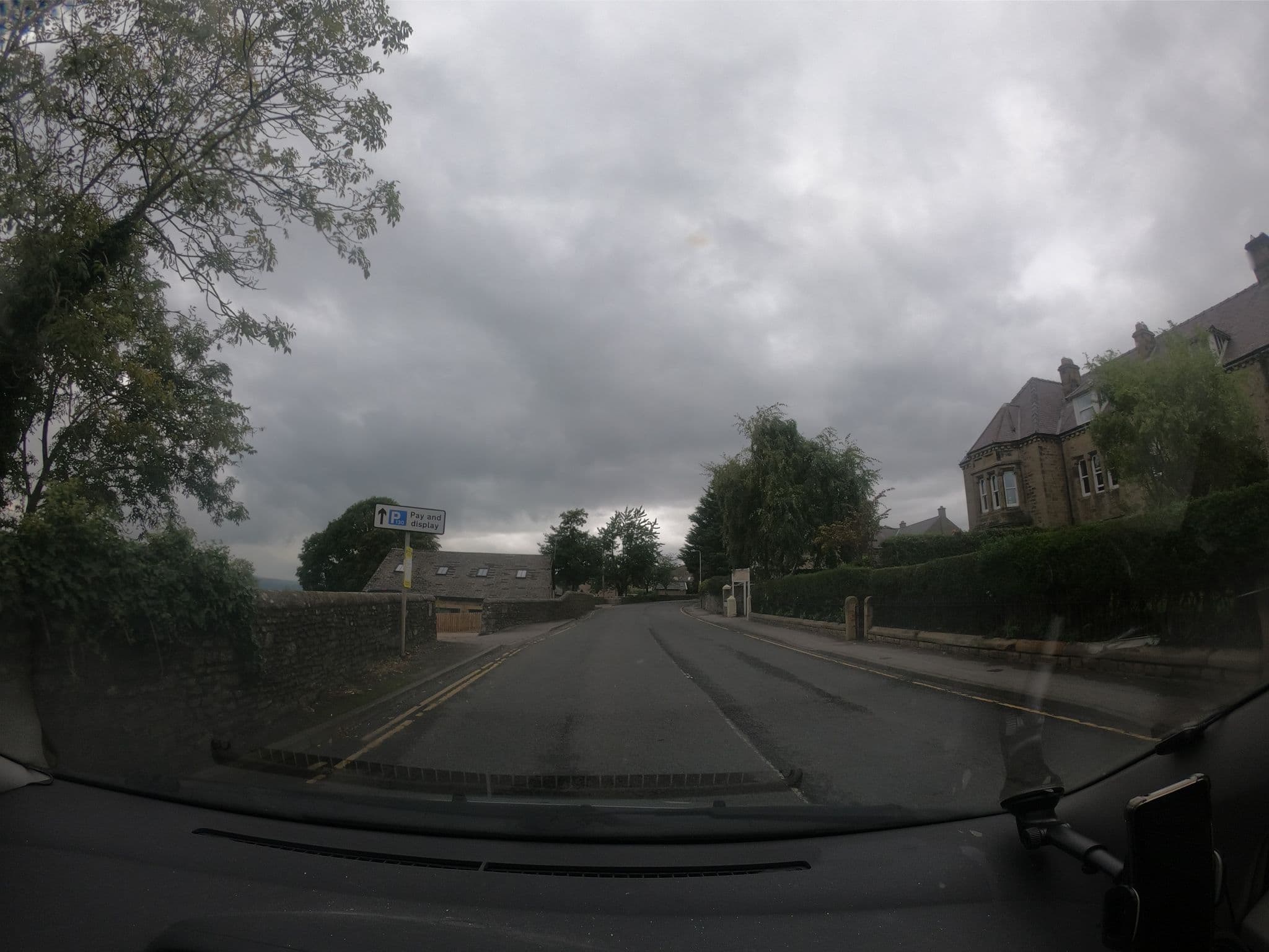 Street view near Eastfield Lodge, Leyburn — © lamaar639 (CC BY-SA · Mapillary)