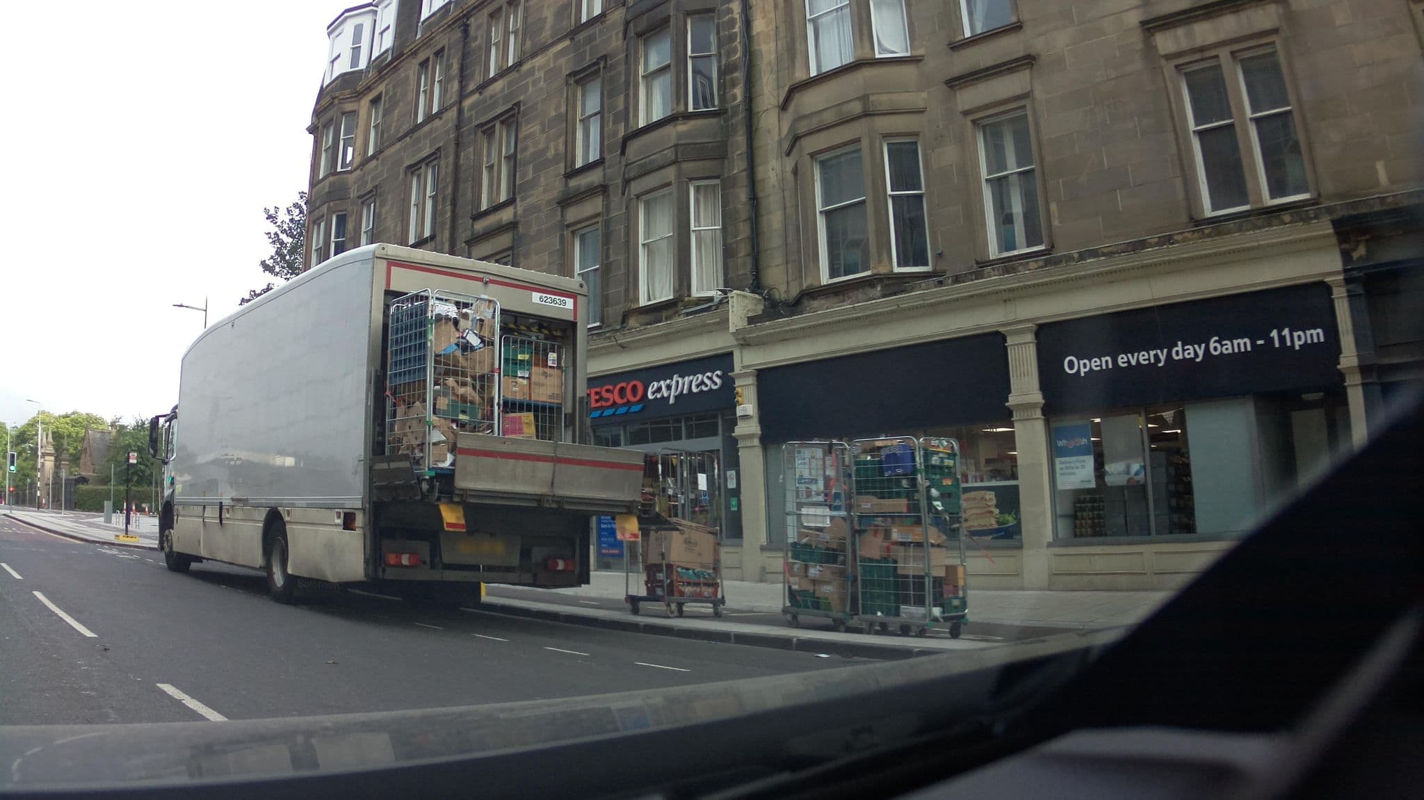 Street view near Haymarket Hotel, Edinburgh — © southglos (CC BY-SA · Mapillary)