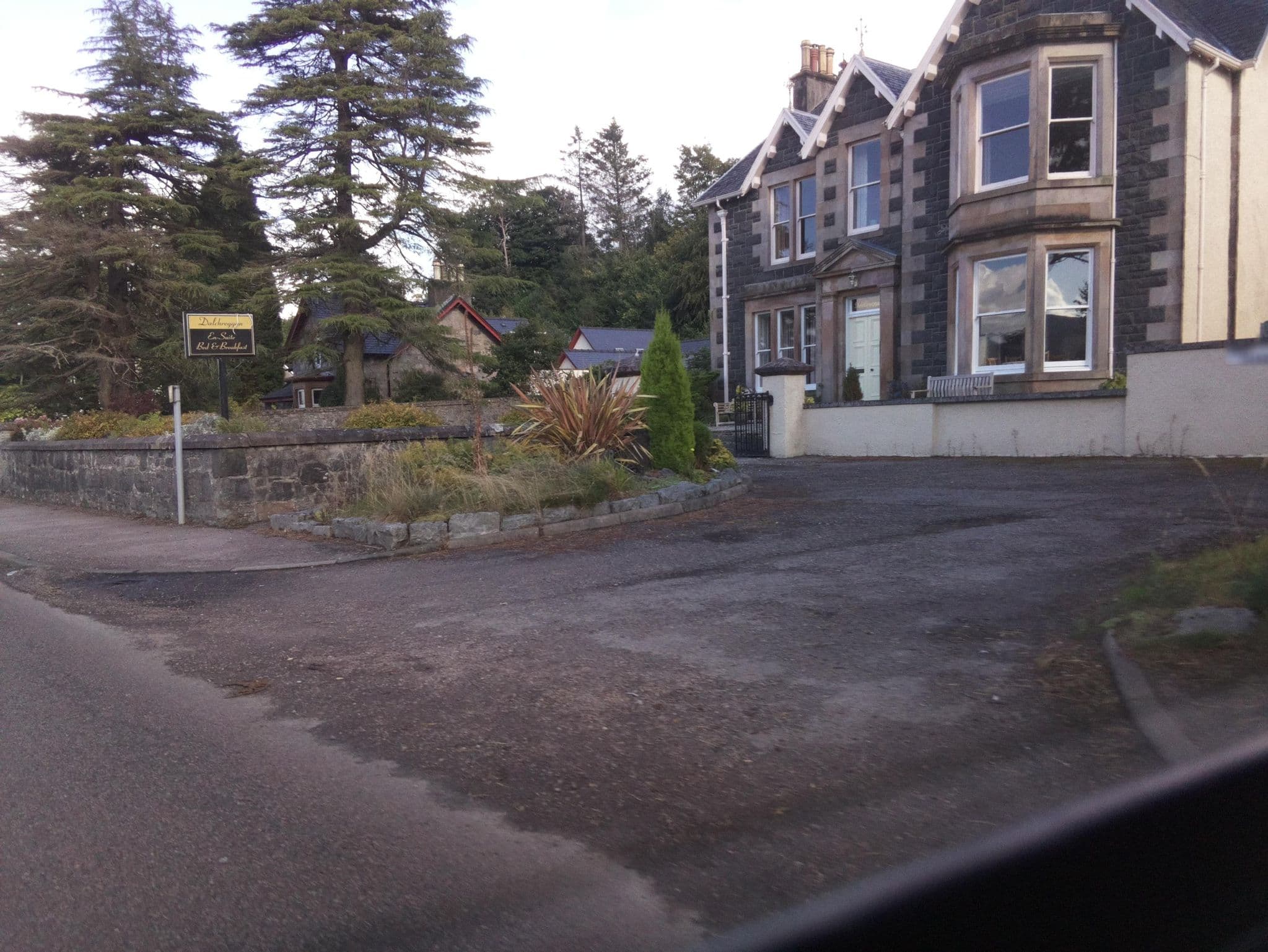 Street view near Dalchreggan B&B, Fort William