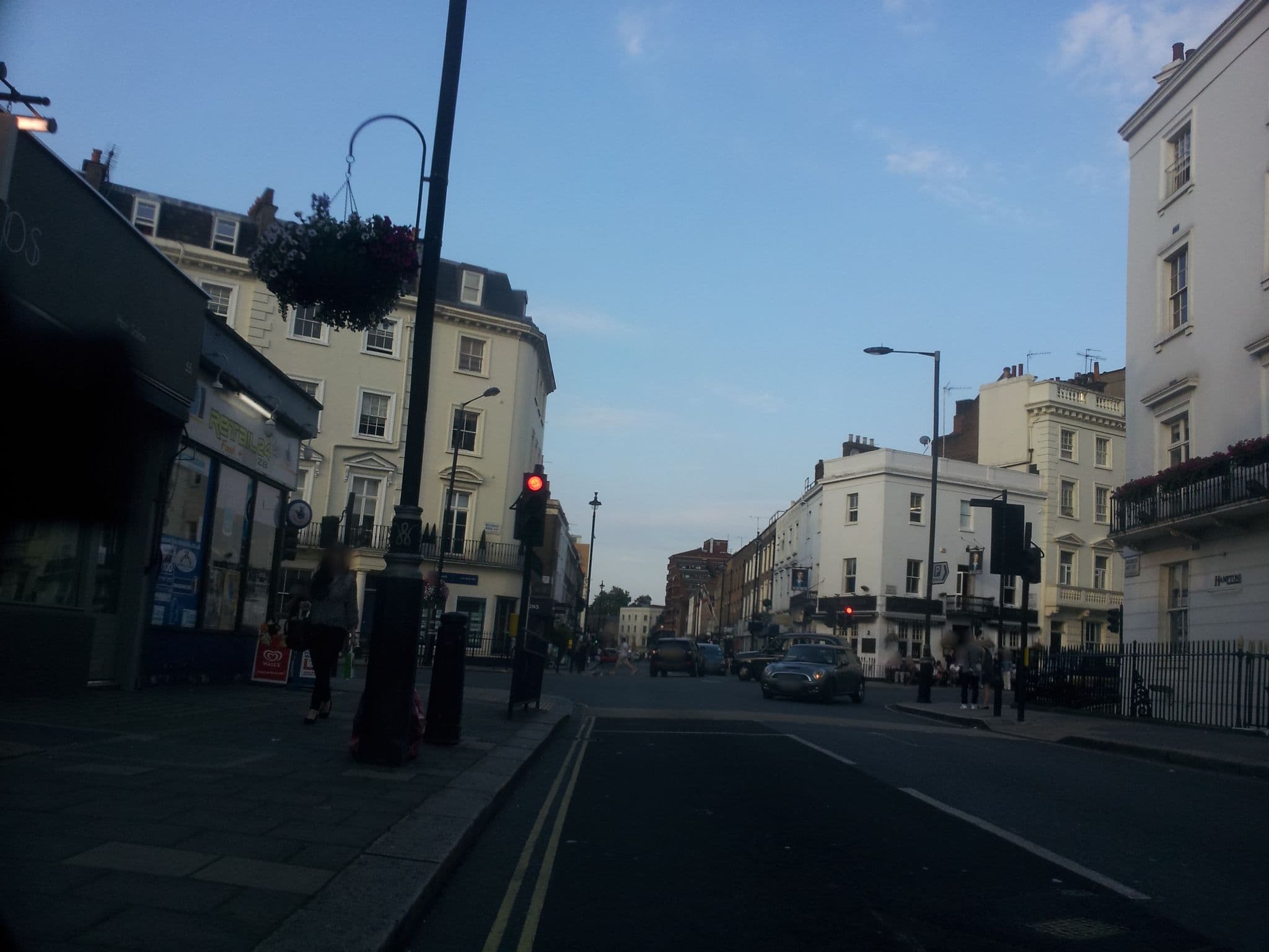 Street view near Golden Star Hotel, Pimlico — © paulbiv (CC BY-SA · Mapillary)