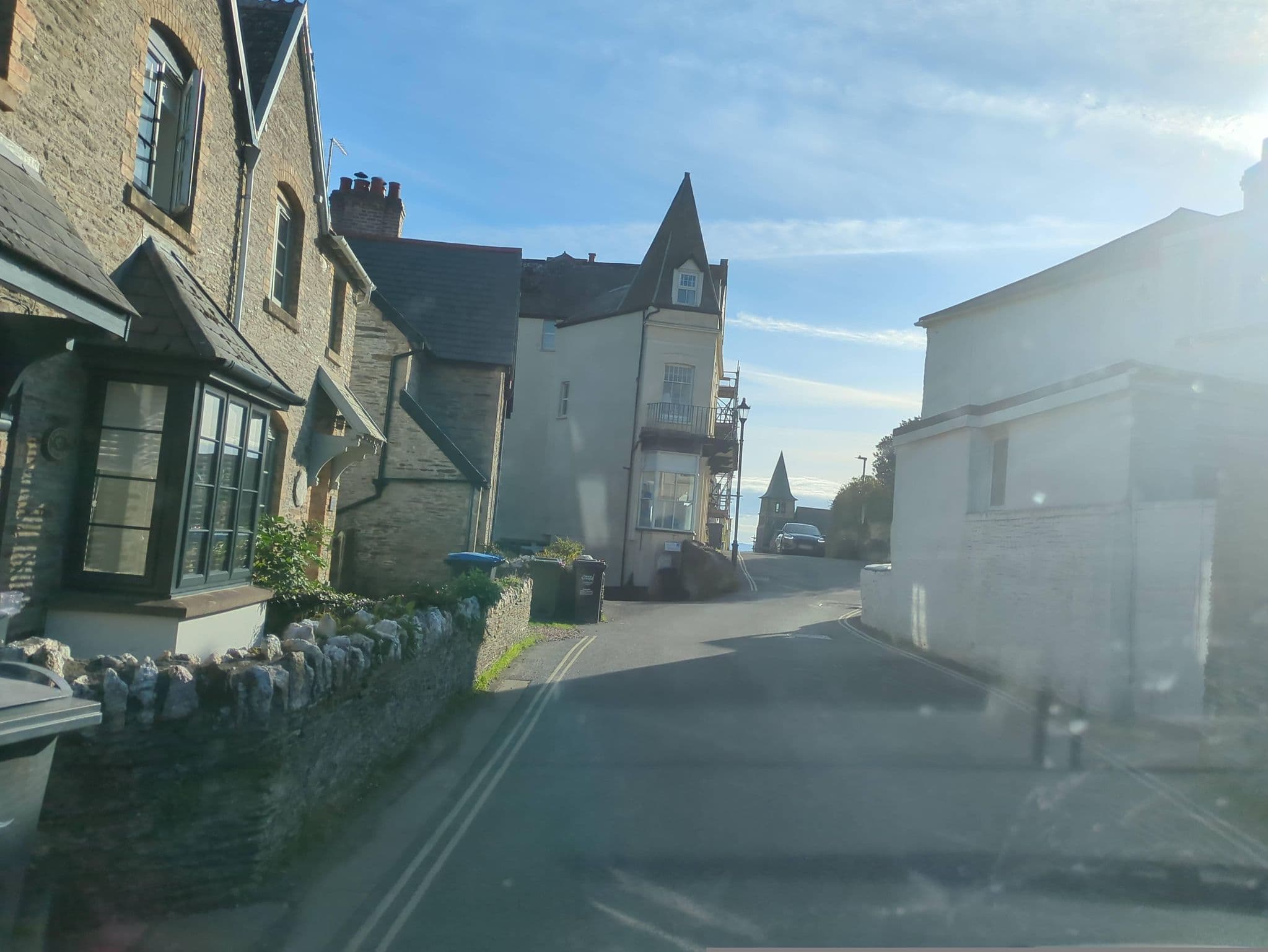 Street view near Park Cottage, Ilfracombe — © swinetown (CC BY-SA · Mapillary)