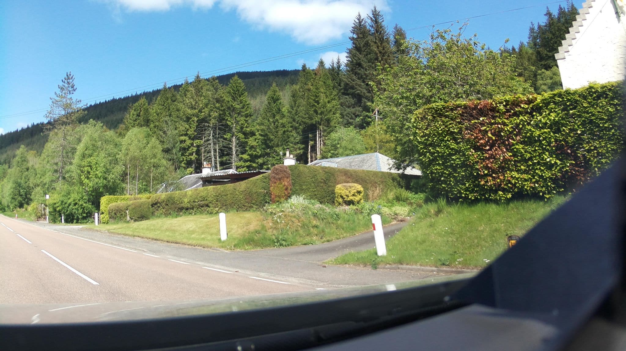 Street view near Creagan House B&B, Callander — © southglos (CC BY-SA · Mapillary)