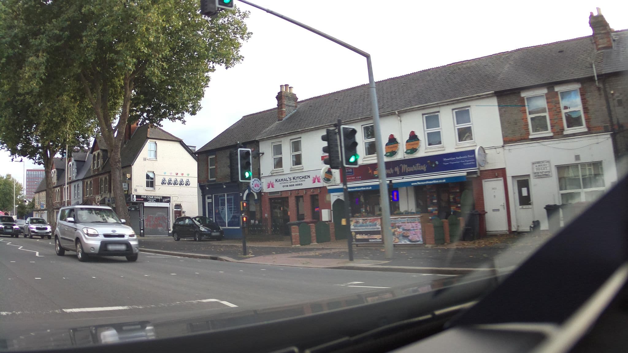 Street view near easyHotel, Reading — © southglos (CC BY-SA · Mapillary)
