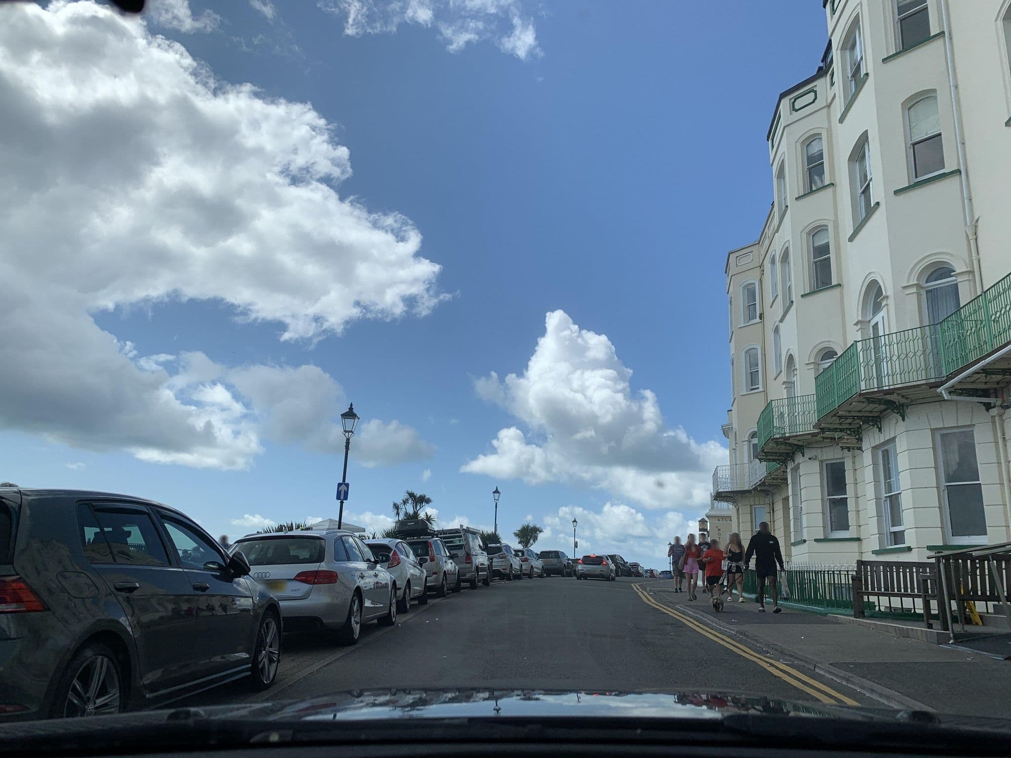 Street view near Carnock Apartments, Tenby — © laye (CC BY-SA · Mapillary)
