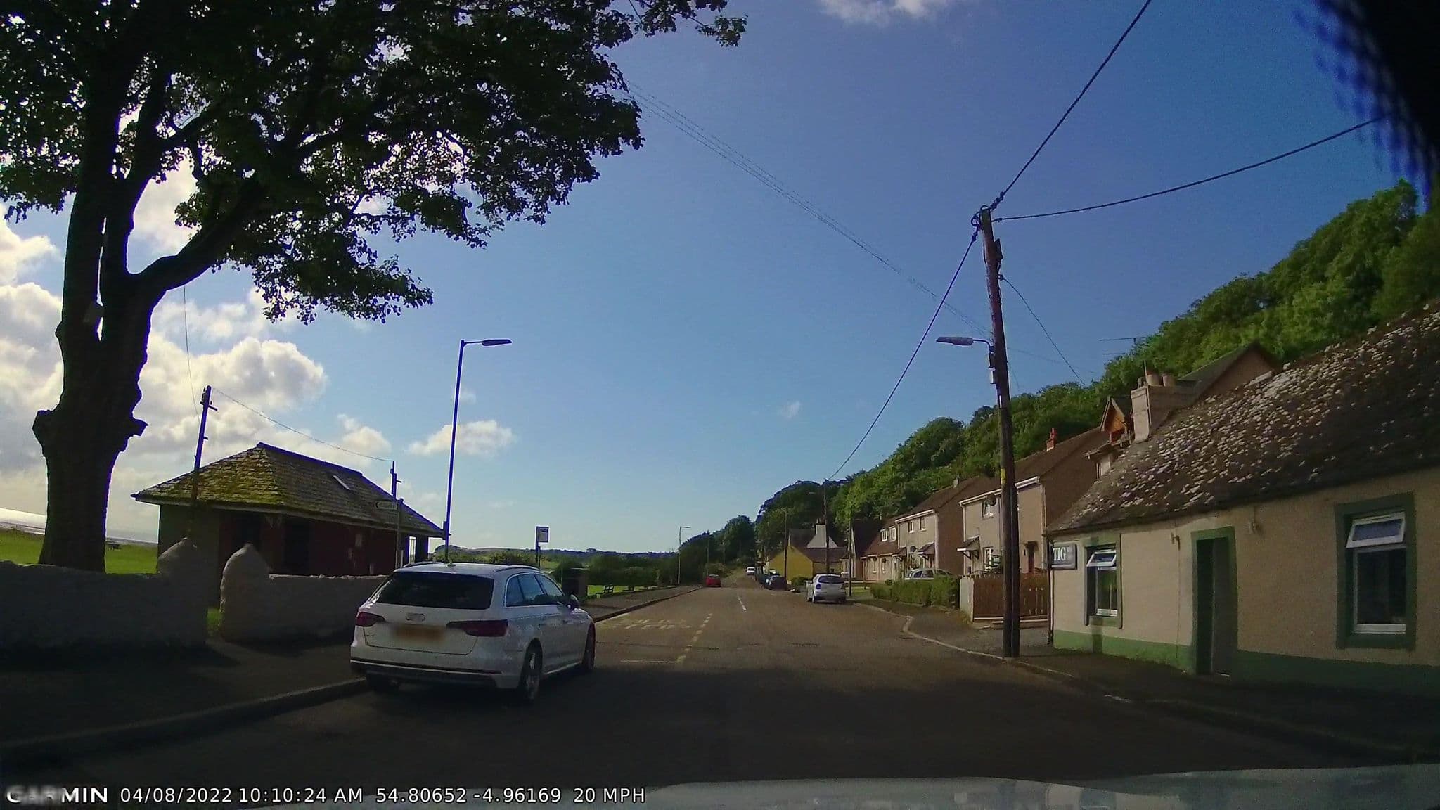 Street view near Beach Cottage, Stranraer — © gmc (CC BY-SA · Mapillary)