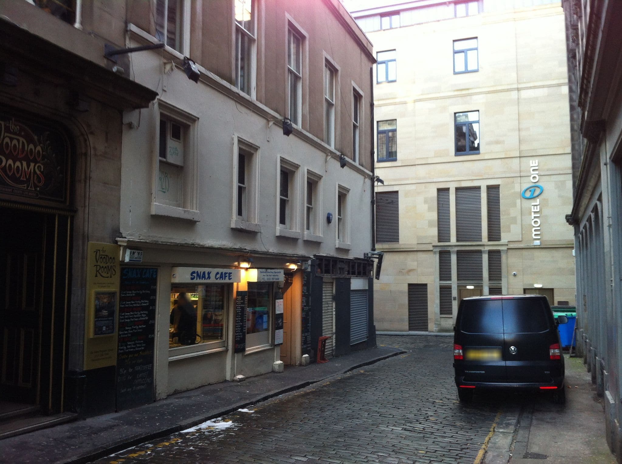 Street view near The Baxter Hostel, Edinburgh