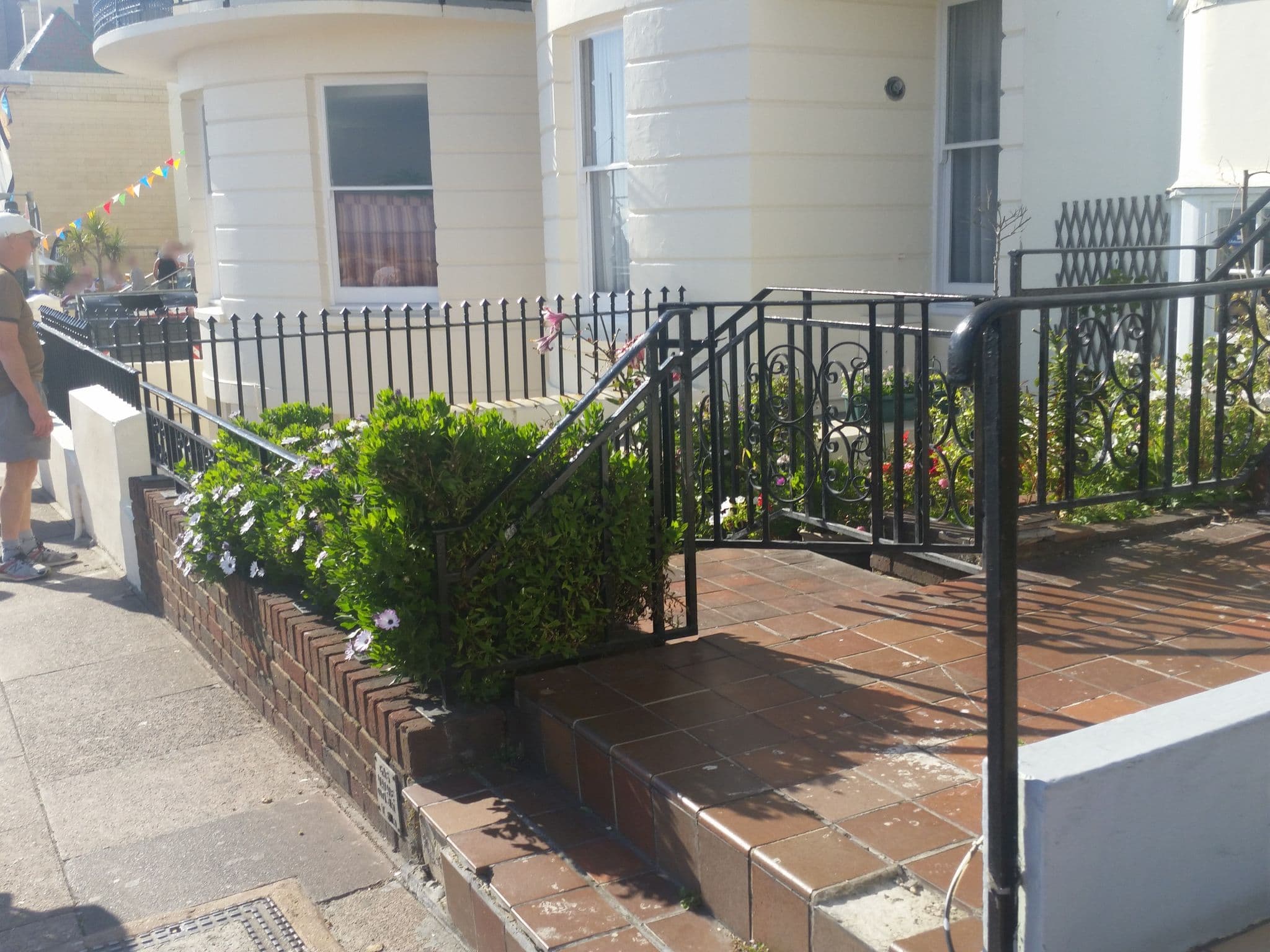 Street view near The Old Palace, Brighton