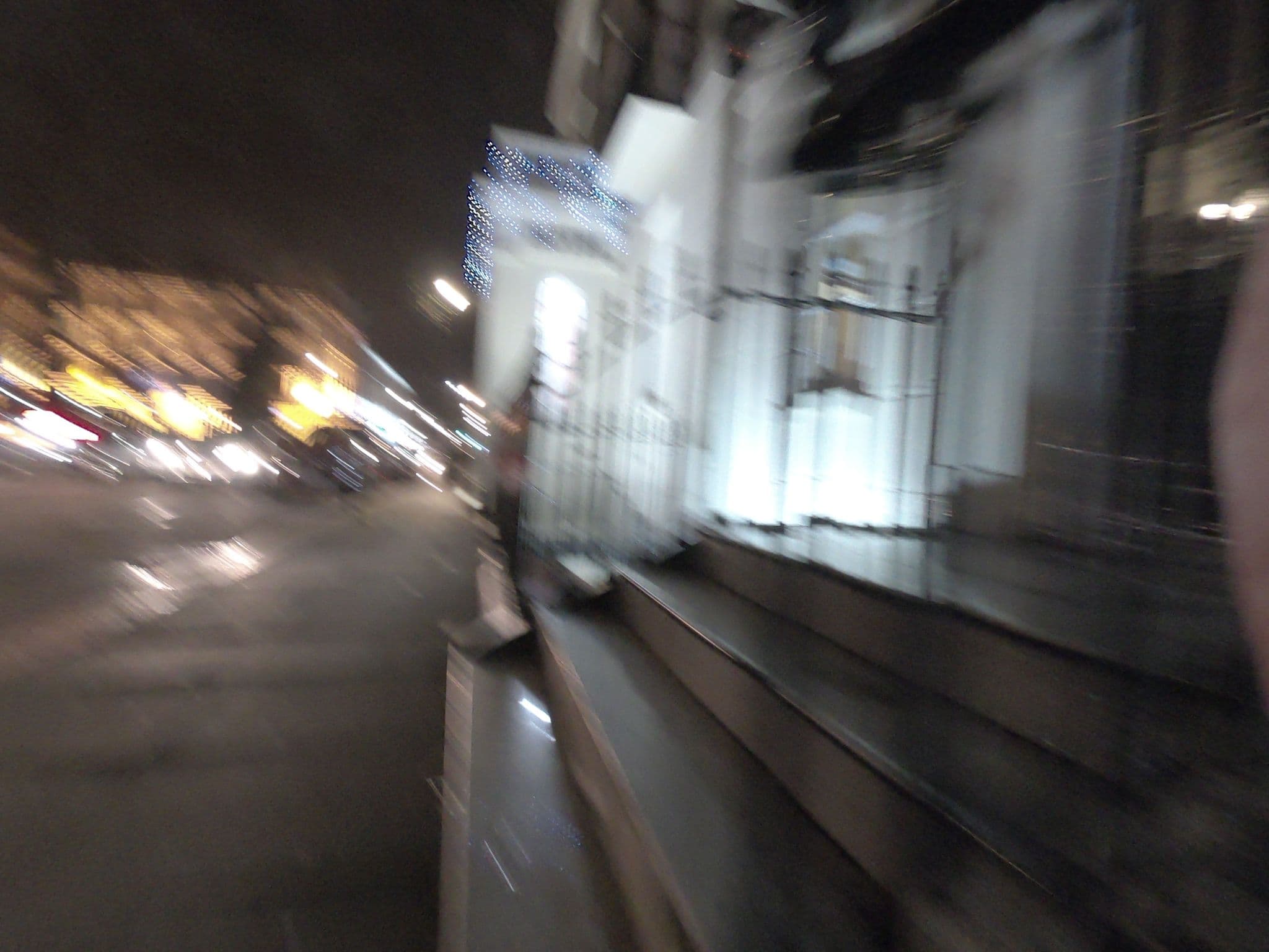 Street view near Alexandra Hotel, Hyde Park