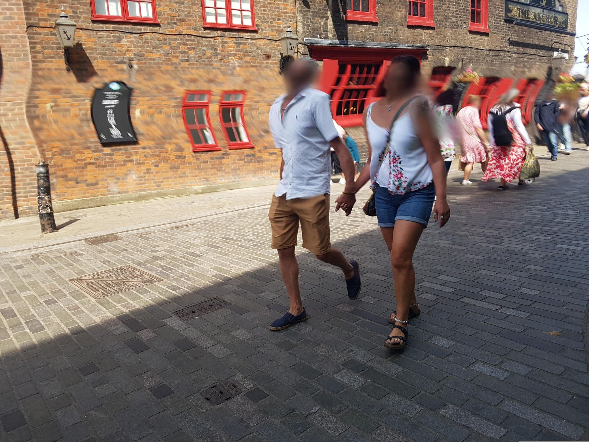 Street view near Premier Inn, City of London — © dsmm (CC BY-SA · Mapillary)