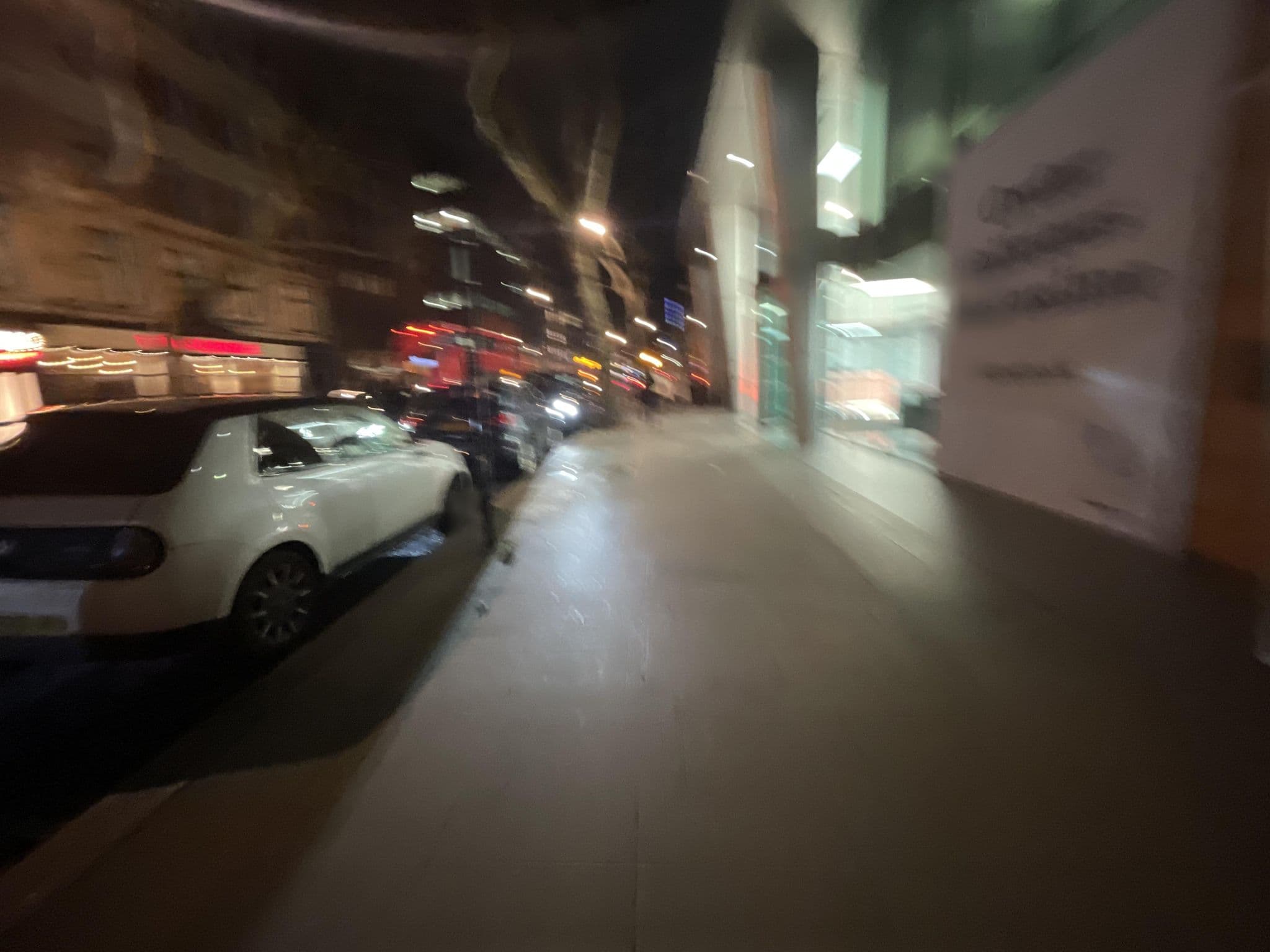 Street view near Radisson Blu Hotel, London Mercer Street, Soho — © asturksever (CC BY-SA · Mapillary)
