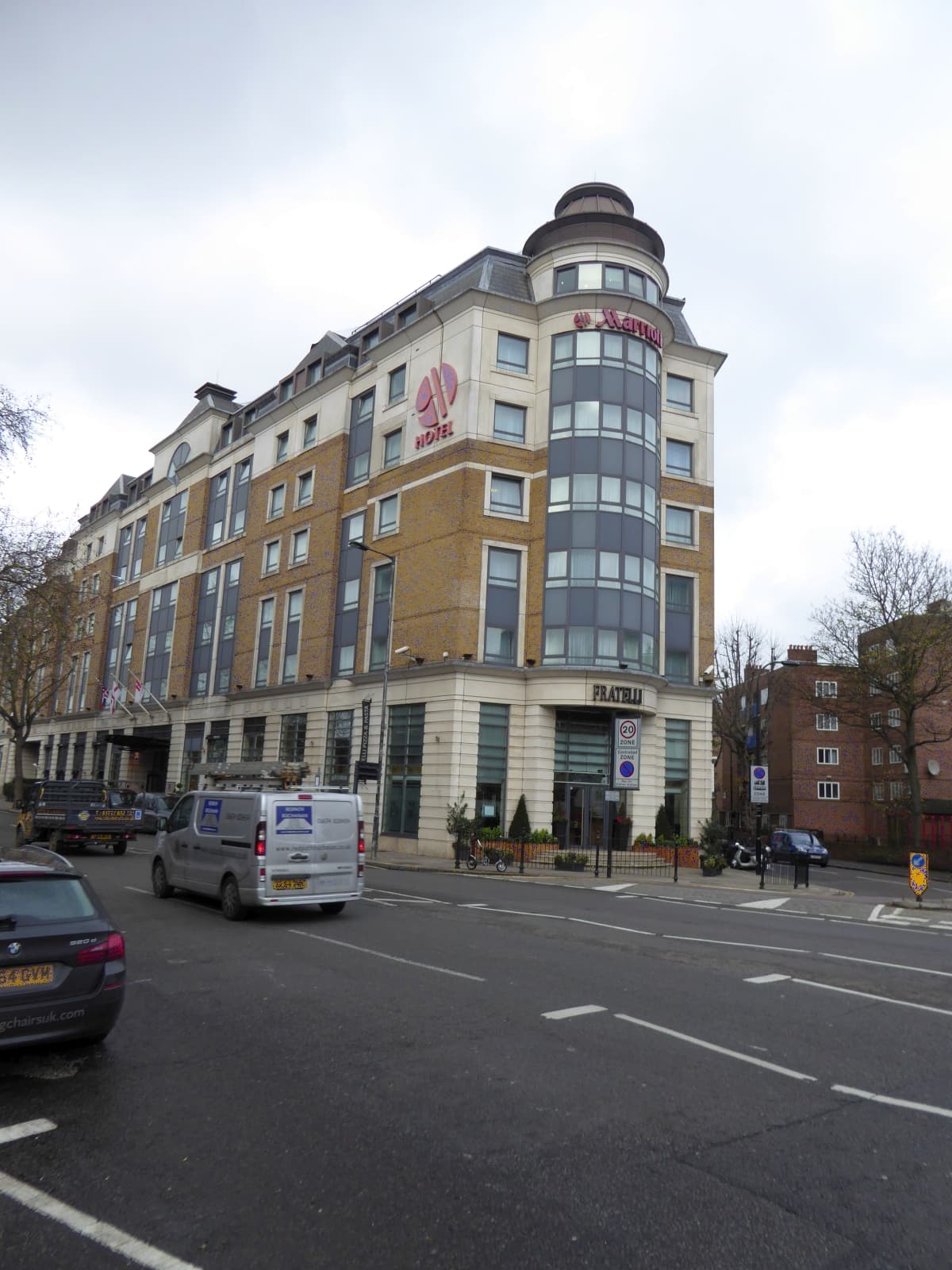 Marriott London Maida Vale (via Wikimedia Commons, CC BY-SA 2.0)