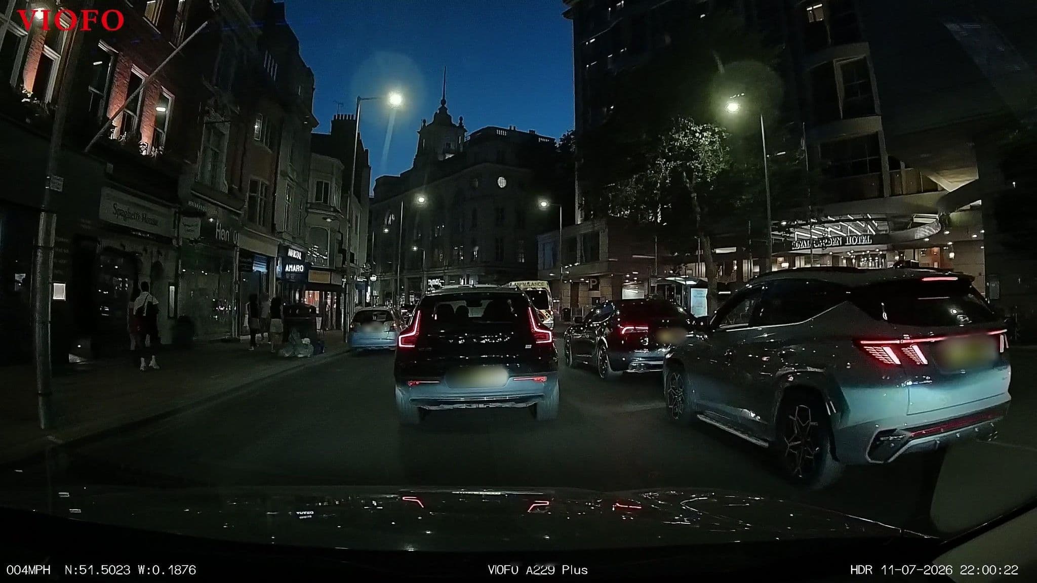 Street view near Hux Hotel, Bayswater — © RyanBush (CC BY-SA · Mapillary)