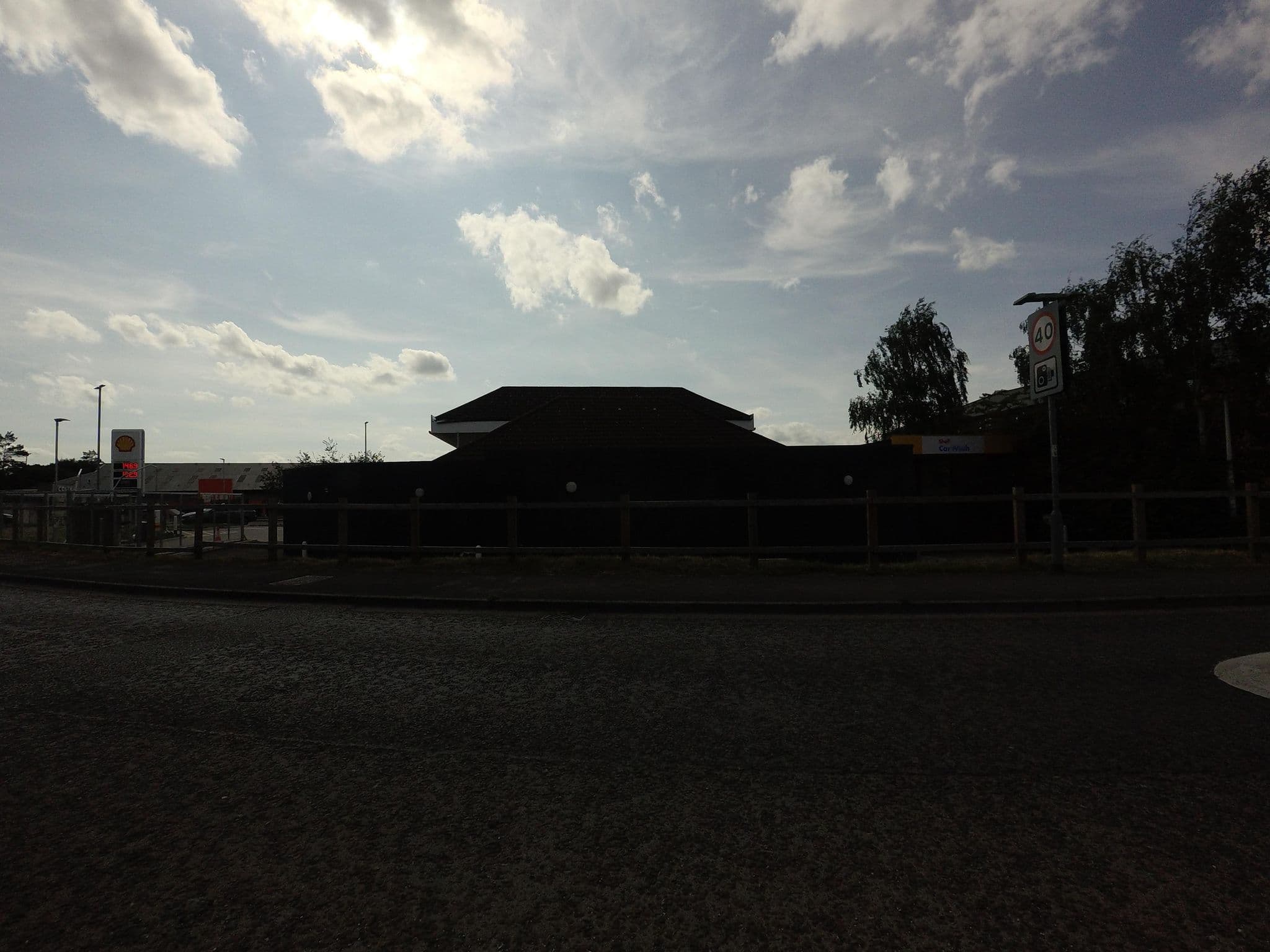 Street view near Travelodge Glastonbury, Glastonbury — © hobgoblin (CC BY-SA · Mapillary)