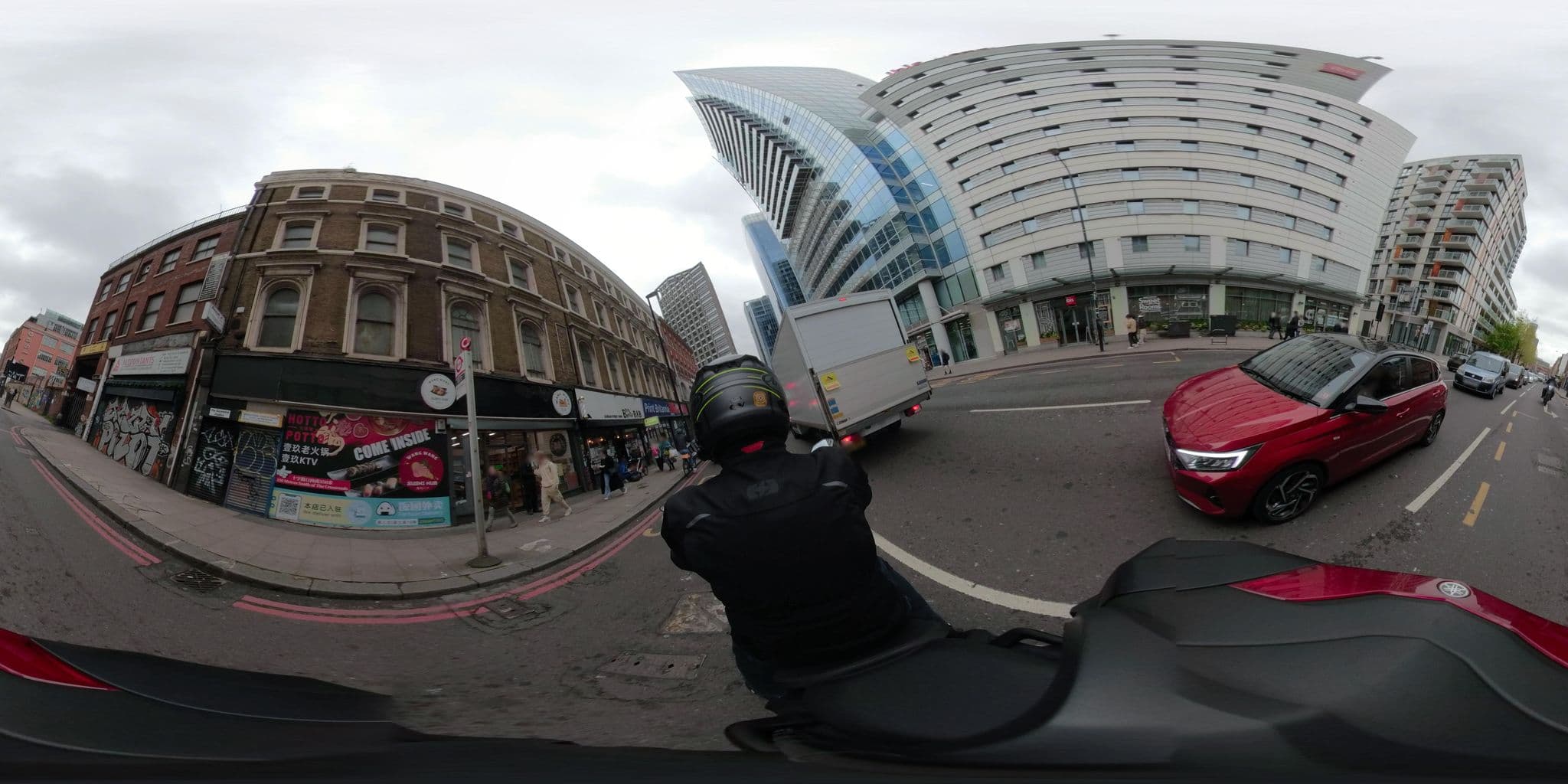 Street view near Ibis London City, Whitechapel — © wasd42 (CC BY-SA · Mapillary)