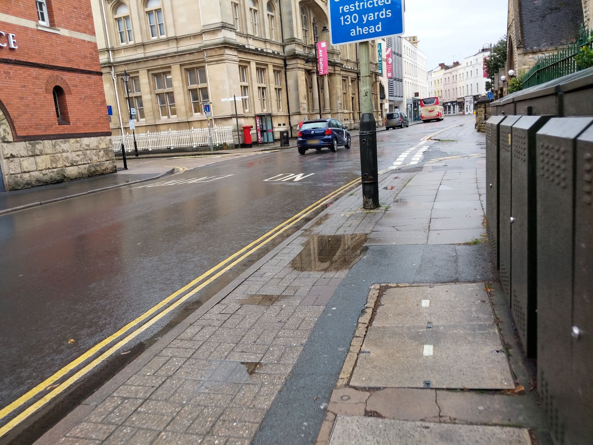 Street view near Strozzi Palace, Cheltenham — © dllewellyn (CC BY-SA · Mapillary)
