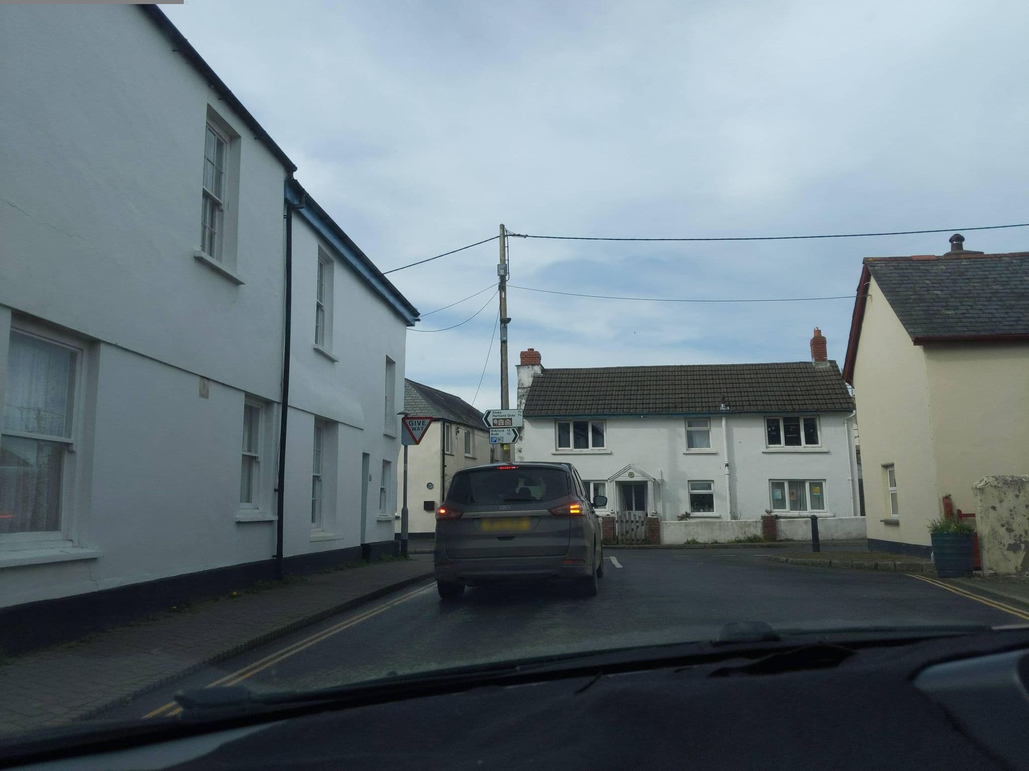 Street view near 2 Harton Manor, Flexbury — © WaggyDog (CC BY-SA · Mapillary)