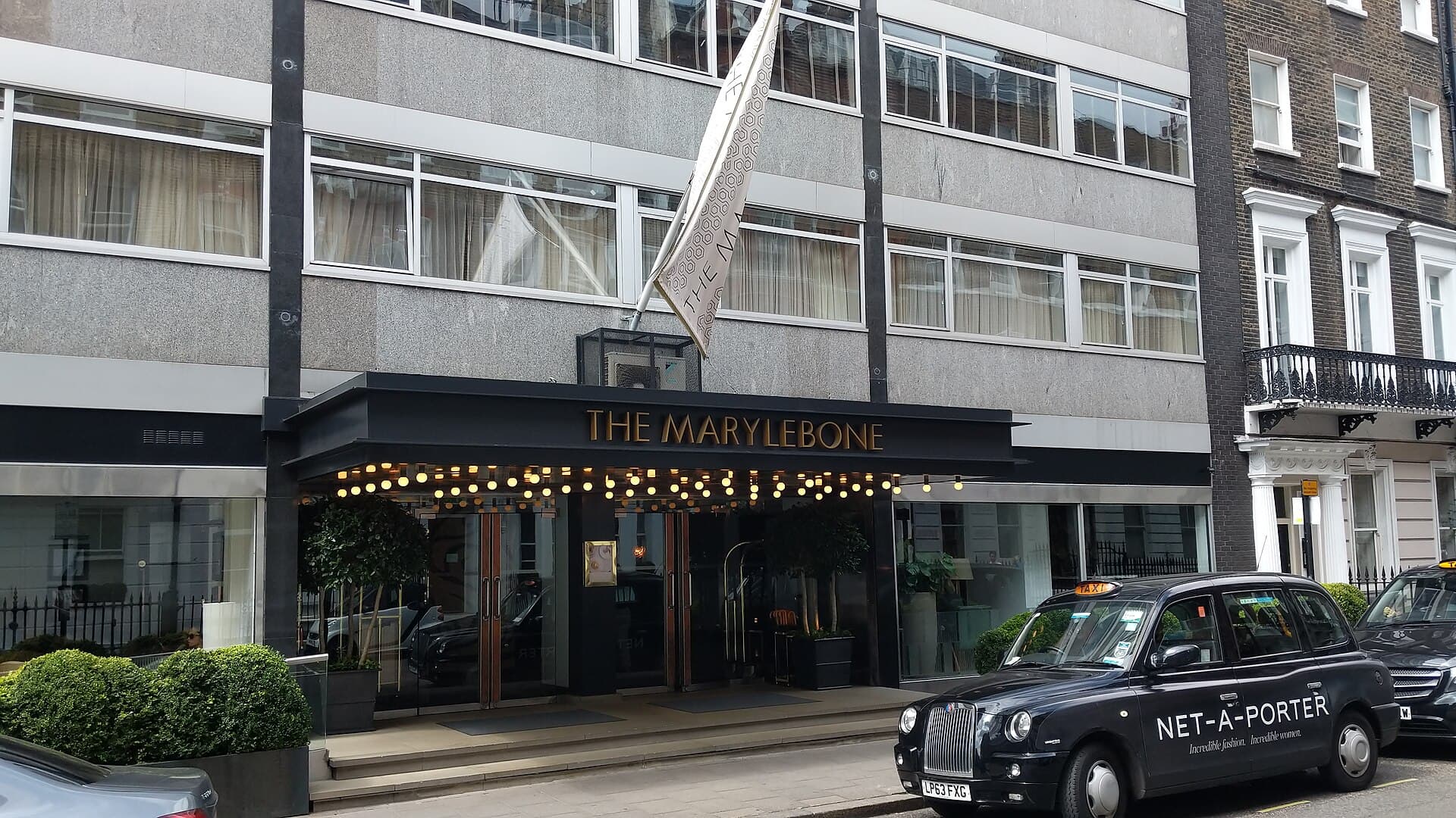 Marylebone Hotel (via Wikimedia Commons, CC BY-SA 4.0)
