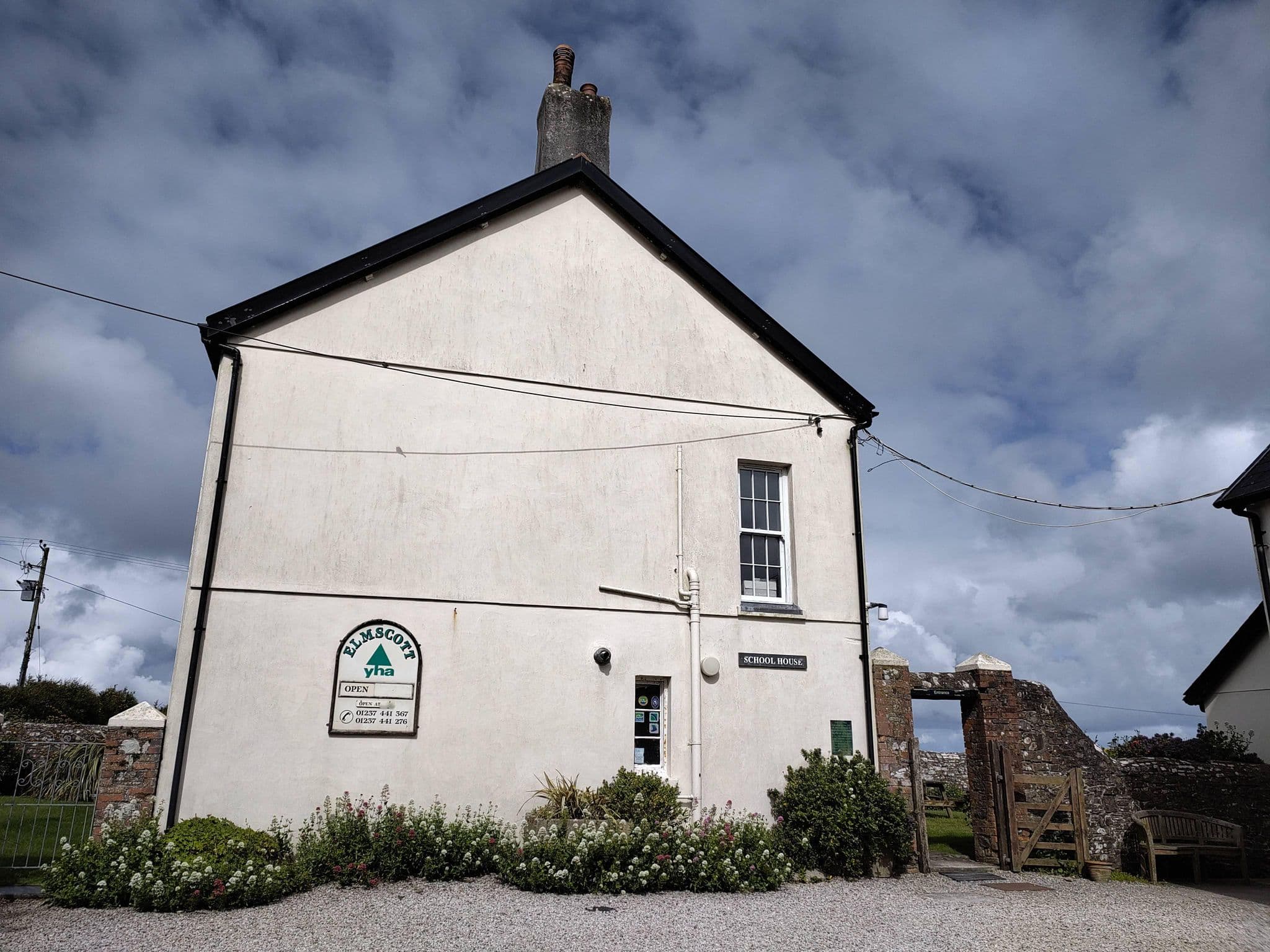 Street view near Elmscott Youth Hostel, Flexbury — © canavanin (CC BY-SA · Mapillary)