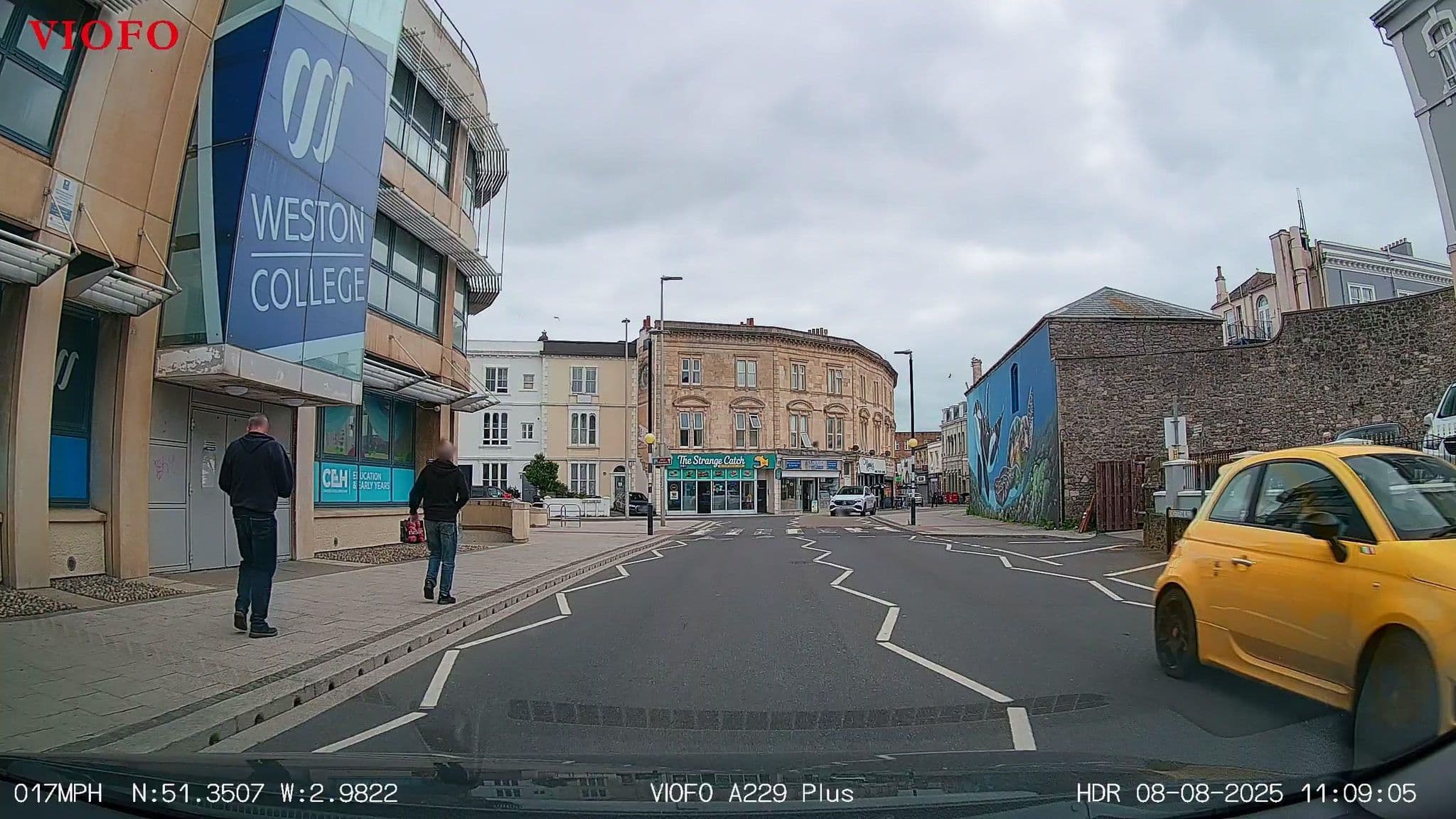 Street view near Royal Grosvenor Aparthotel, Weston-super-Mare — © RyanBush (CC BY-SA · Mapillary)
