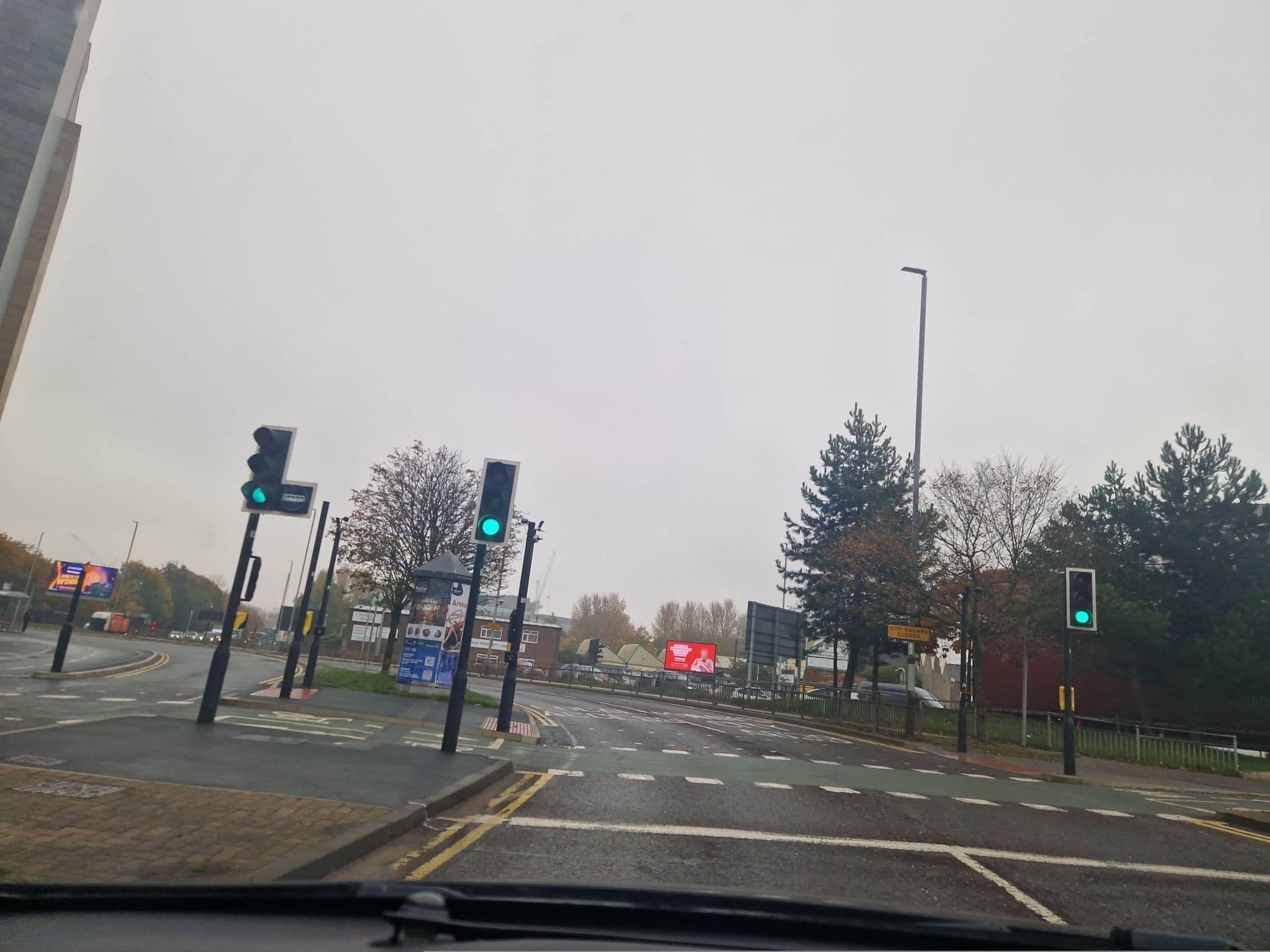Street view near Clayton Hotel, Leeds — © edloach (CC BY-SA · Mapillary)