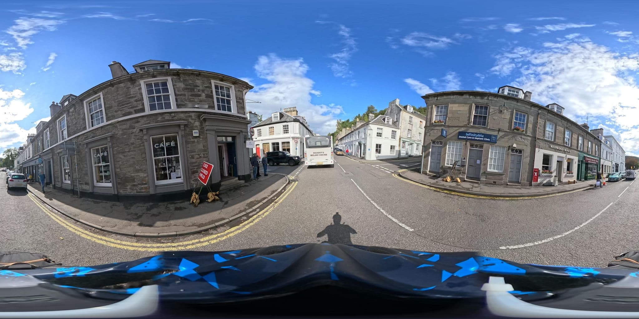 Street view near Atholl Arms Hotel, Dunkeld — © coetserw (CC BY-SA · Mapillary)