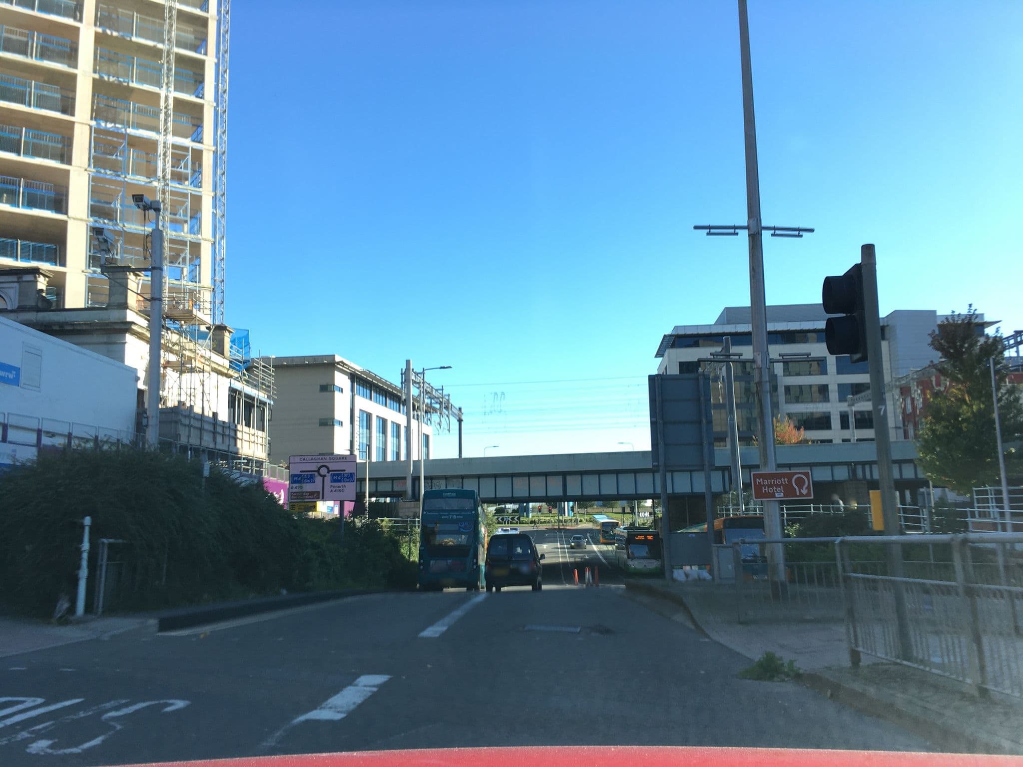 Street view near Clayton Hotel, Cardiff — © southglos (CC BY-SA · Mapillary)