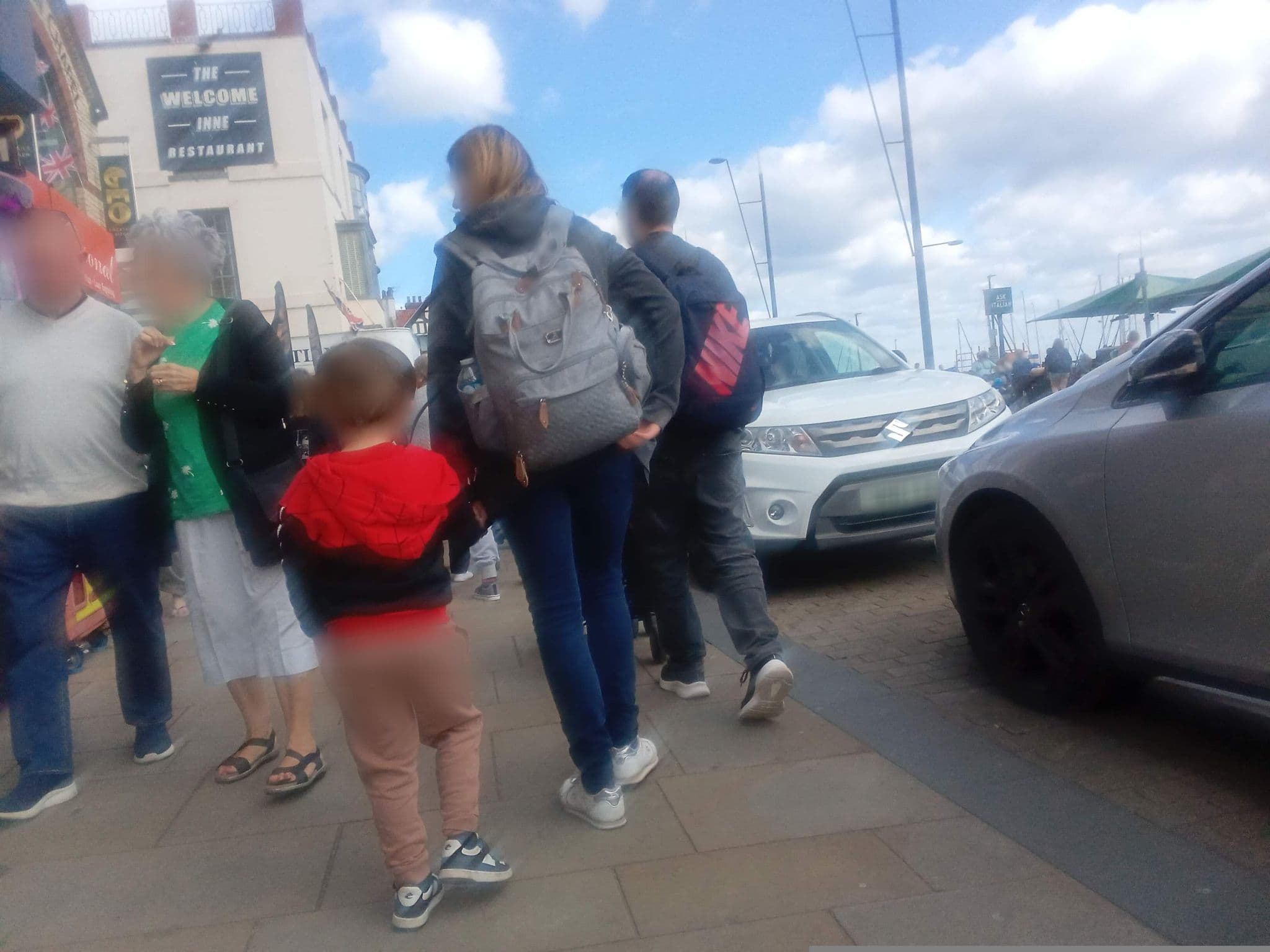 Street view near Harbourside Apartments, Scarborough — © albertdougie15 (CC BY-SA · Mapillary)