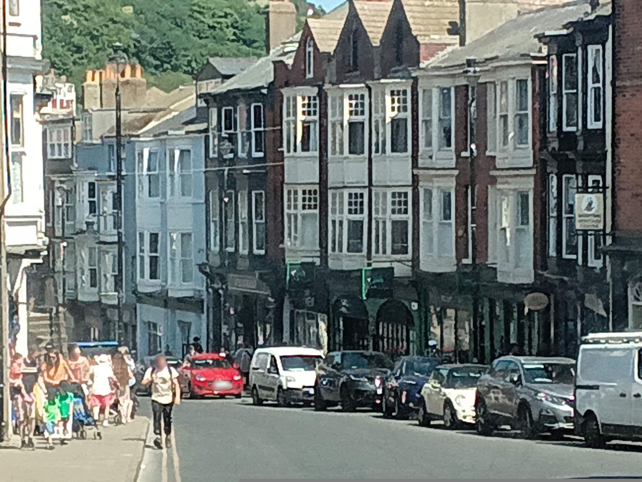 Street view near Mariner's House, Scarborough