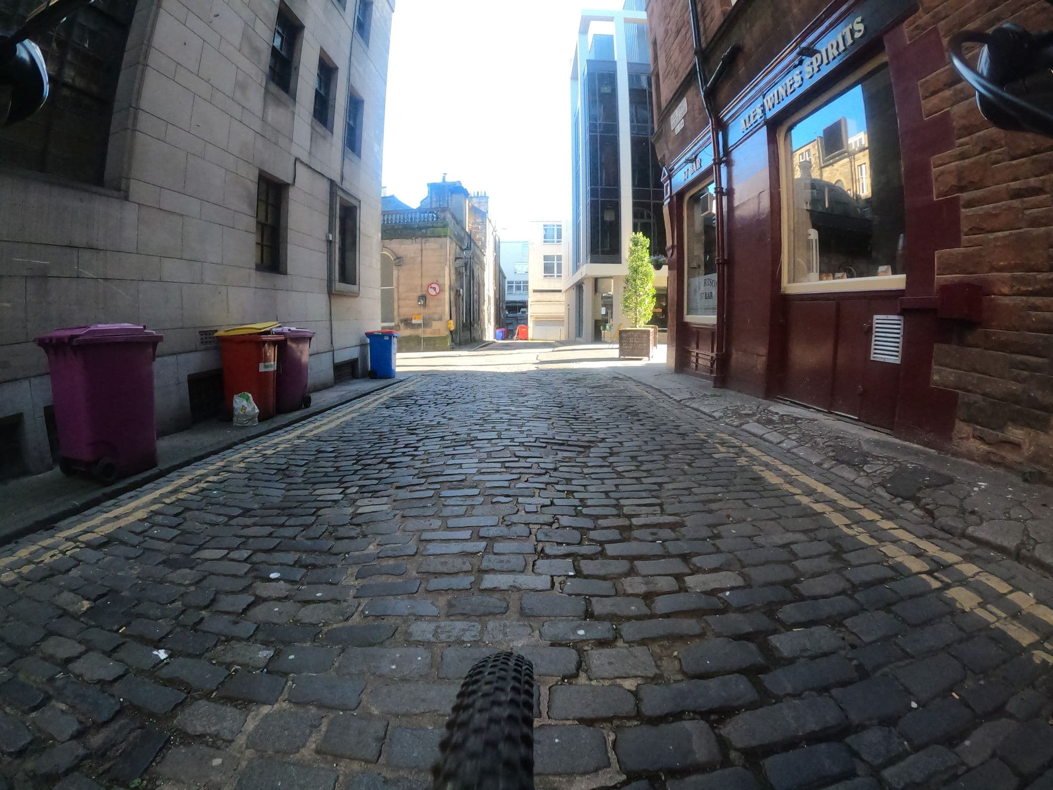 Street view near hub by Premier Inn, Edinburgh