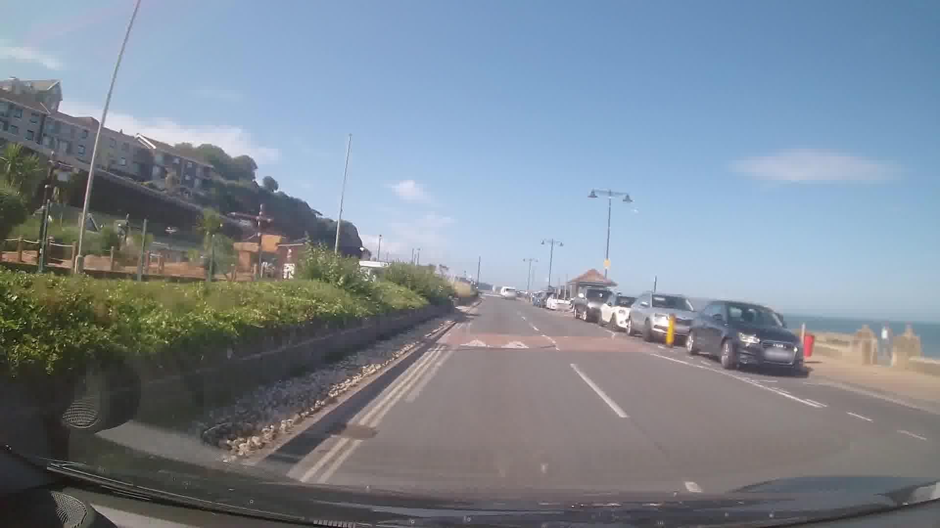 Street view near Channel View Hotel, Shanklin — © trigpoint (CC BY-SA · Mapillary)