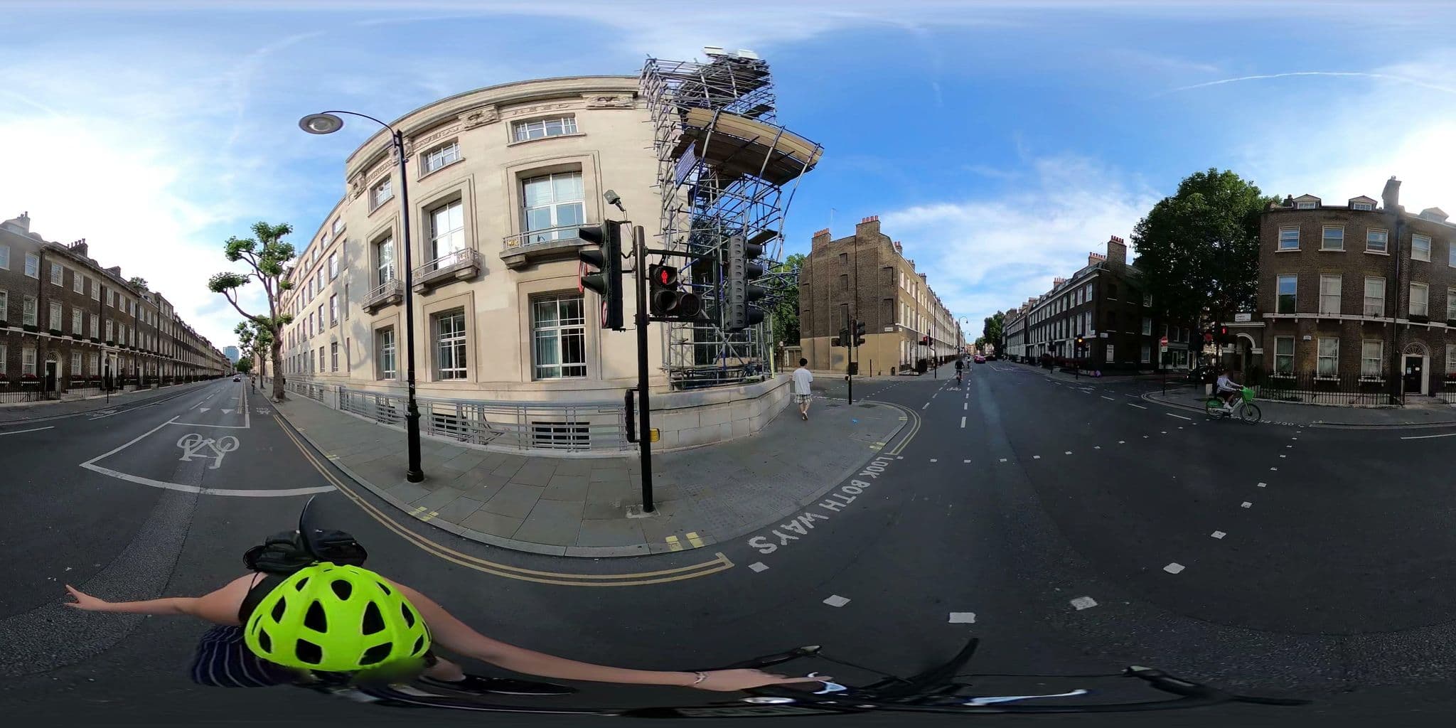 Street view near Staunton Hotel, Soho — © cernbyln (CC BY-SA · Mapillary)