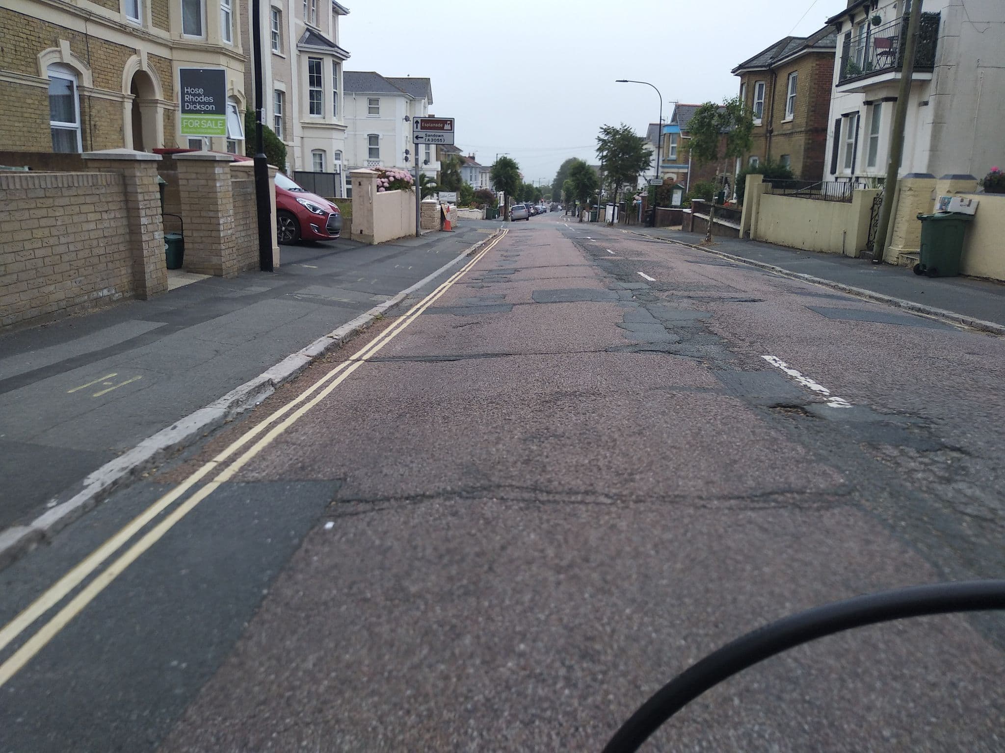 Street view near Ryedale B & B, Shanklin — © cjmalone (CC BY-SA · Mapillary)
