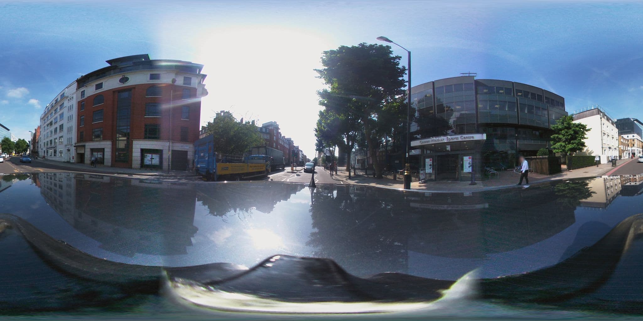 Street view near Belle Cour, Pimlico — © geoengtechel (CC BY-SA · Mapillary)