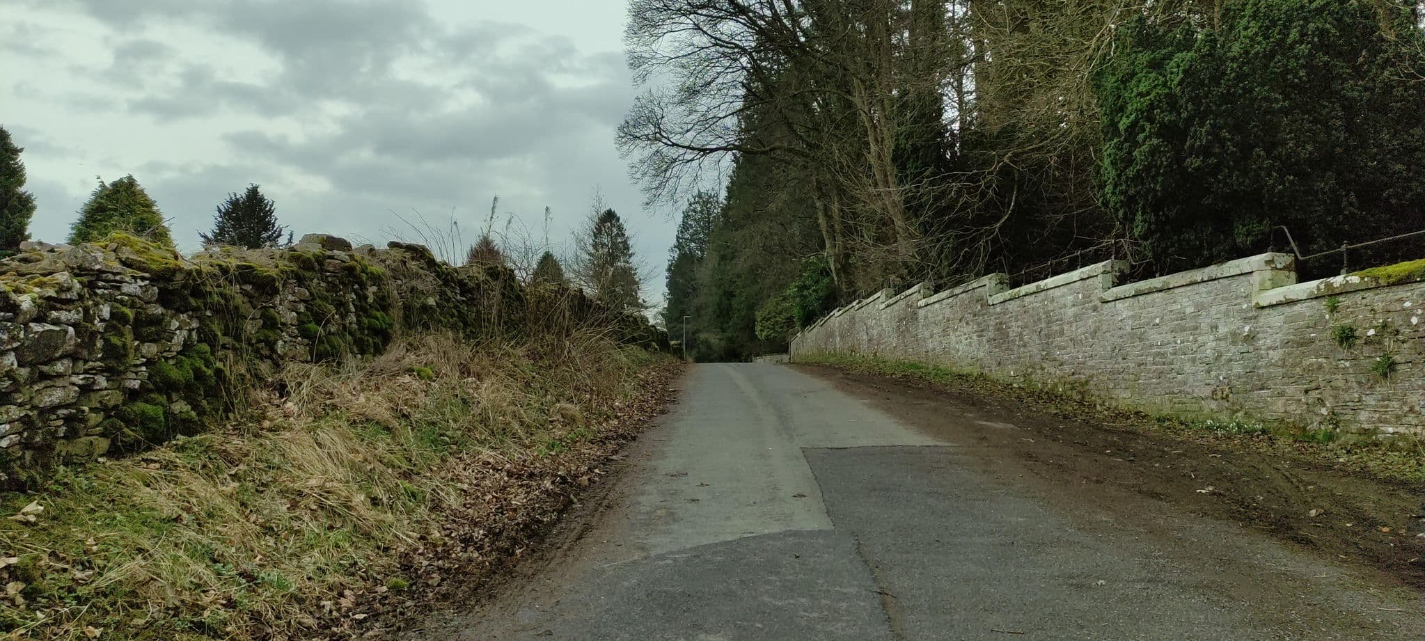 Street view near The Kings Head, Kirkby Stephen — © jethro10 (CC BY-SA · Mapillary)