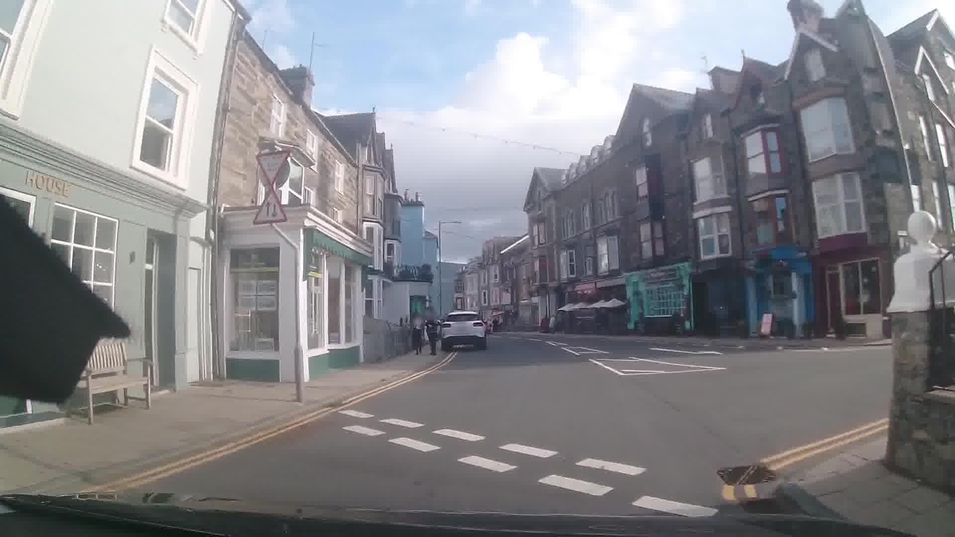 Street view near The Fanny Talbot, Barmouth — © trigpoint (CC BY-SA · Mapillary)