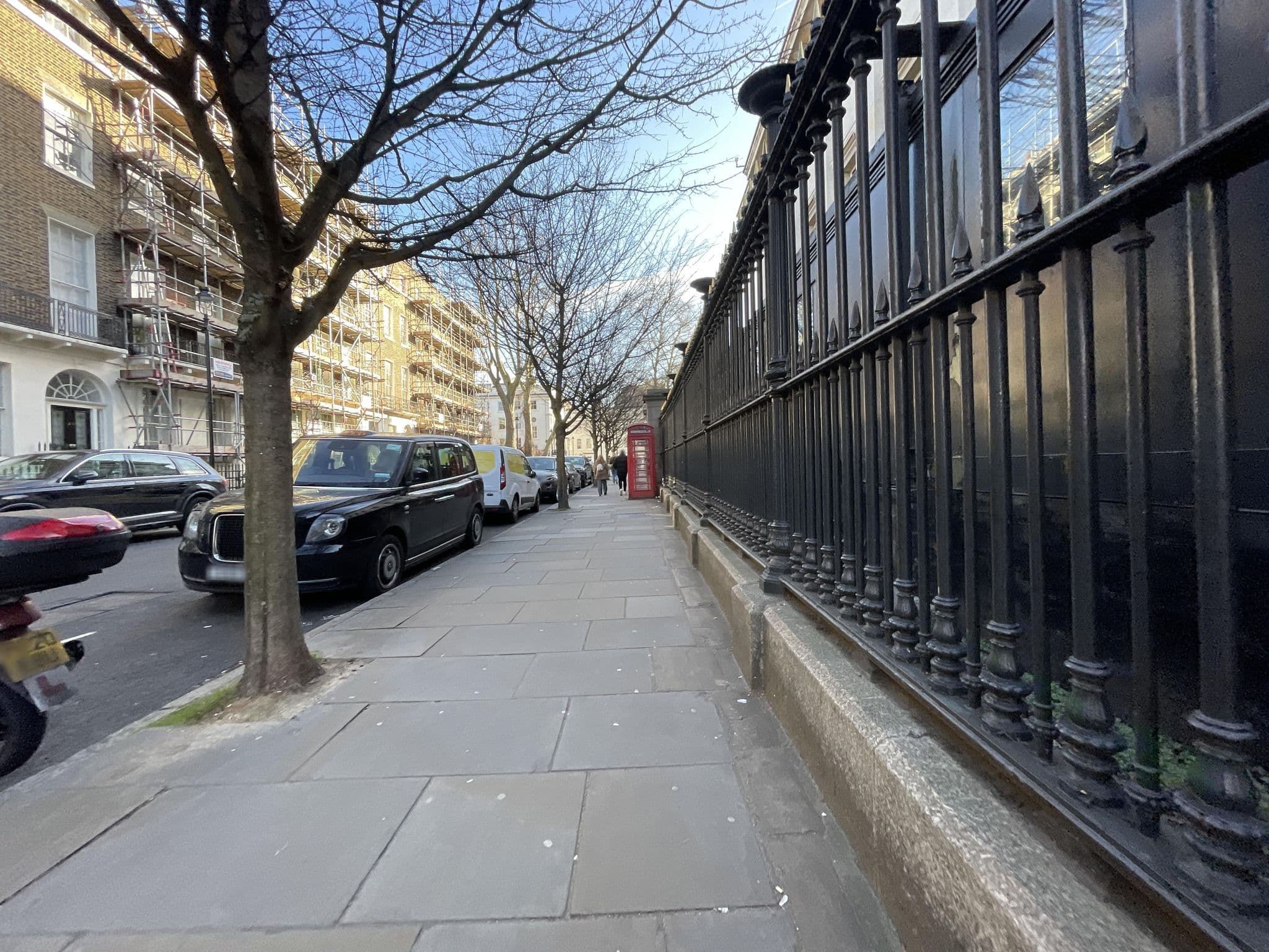 Street view near Astor Museum Hostel, Holborn — © gness (CC BY-SA · Mapillary)