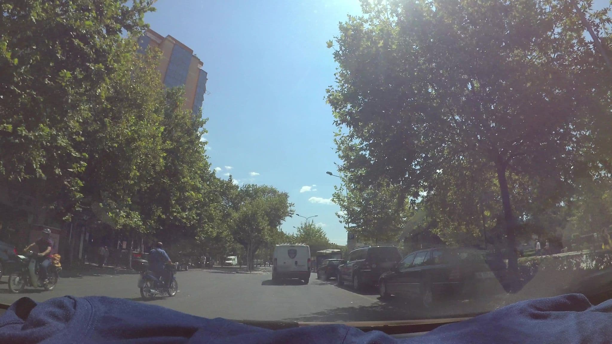 Street view near Guesthouse London, Tirana