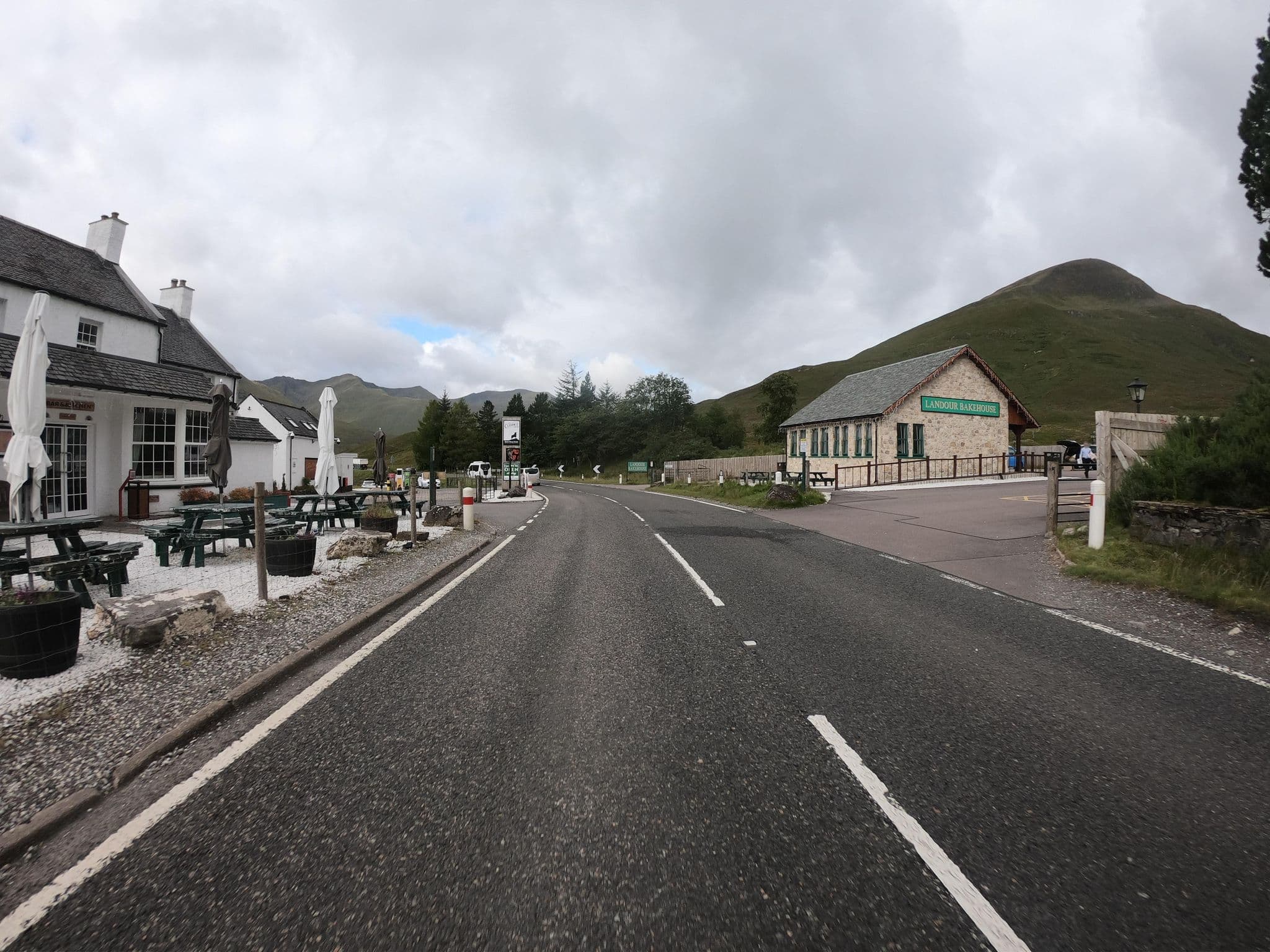Street view near Cluanie Inn, Caol