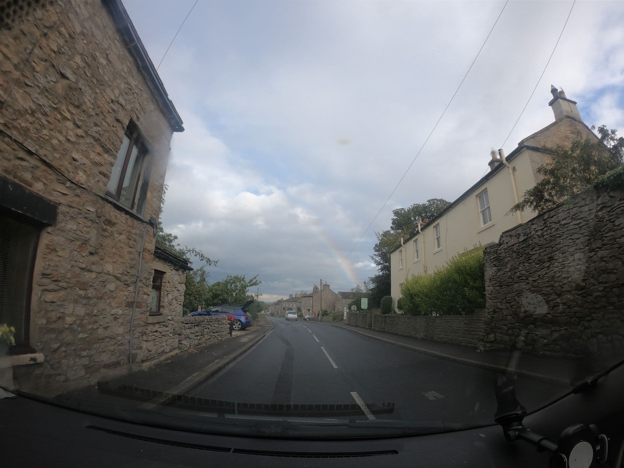 Street view near The Old Vicarage, Leyburn — © lamaar639 (CC BY-SA · Mapillary)