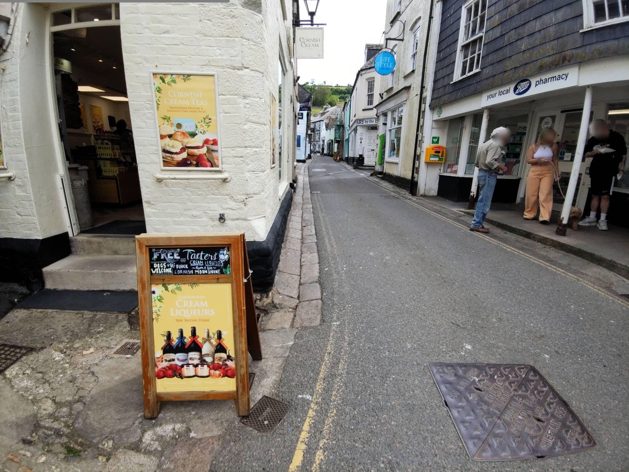 Street view near Quarterdeck Apartment, Mevagissey — © WaggyDog (CC BY-SA · Mapillary)