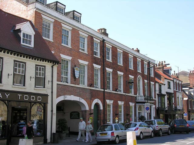 The Beverley Arms (via Wikimedia Commons, CC BY-SA 2.0)